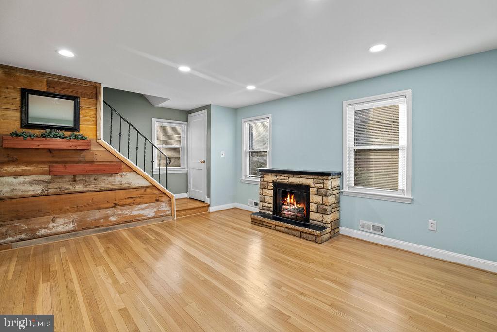 SARGENT KNOLLS - Residential