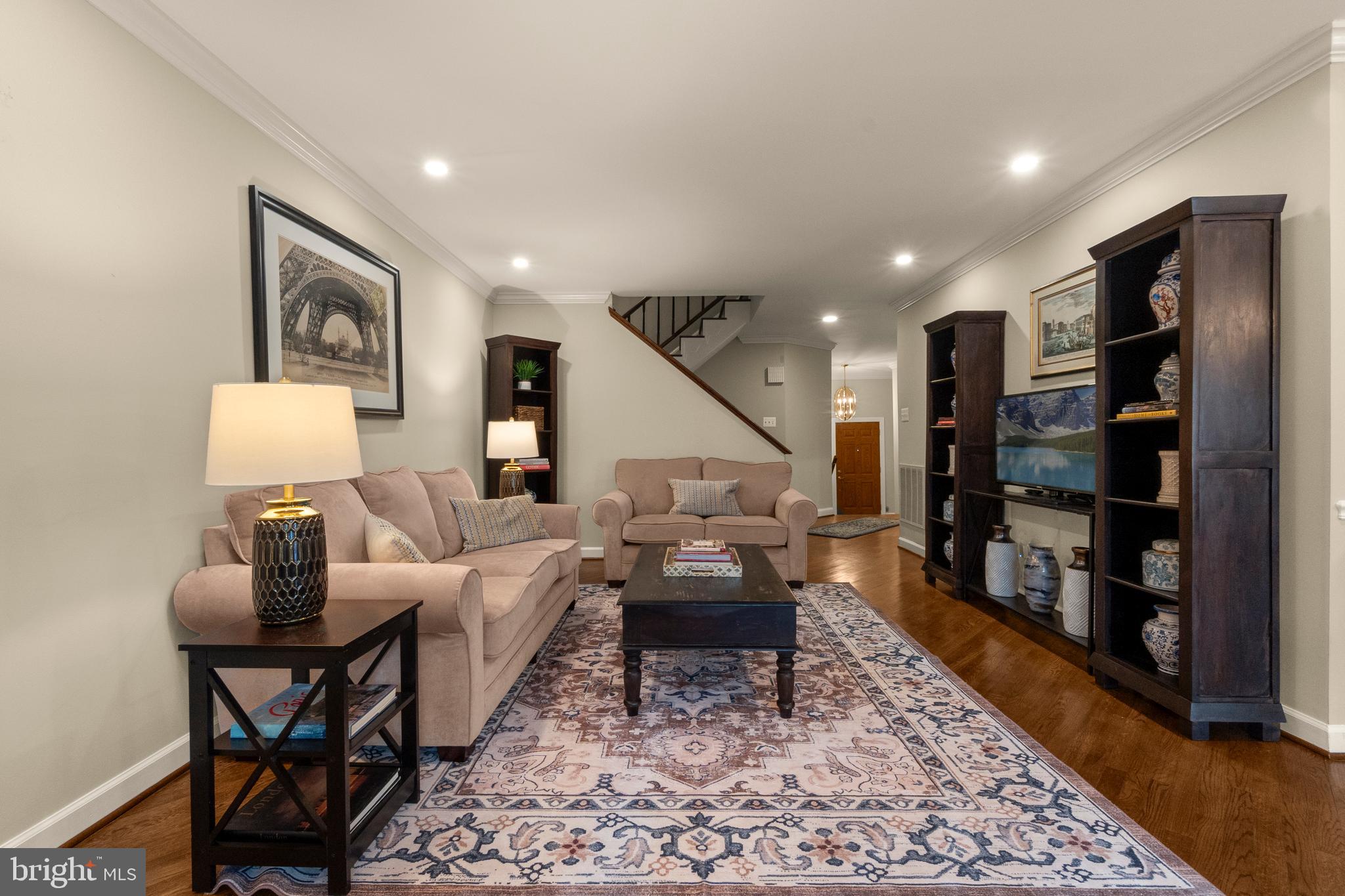 LANDMARK MEWS - Residential