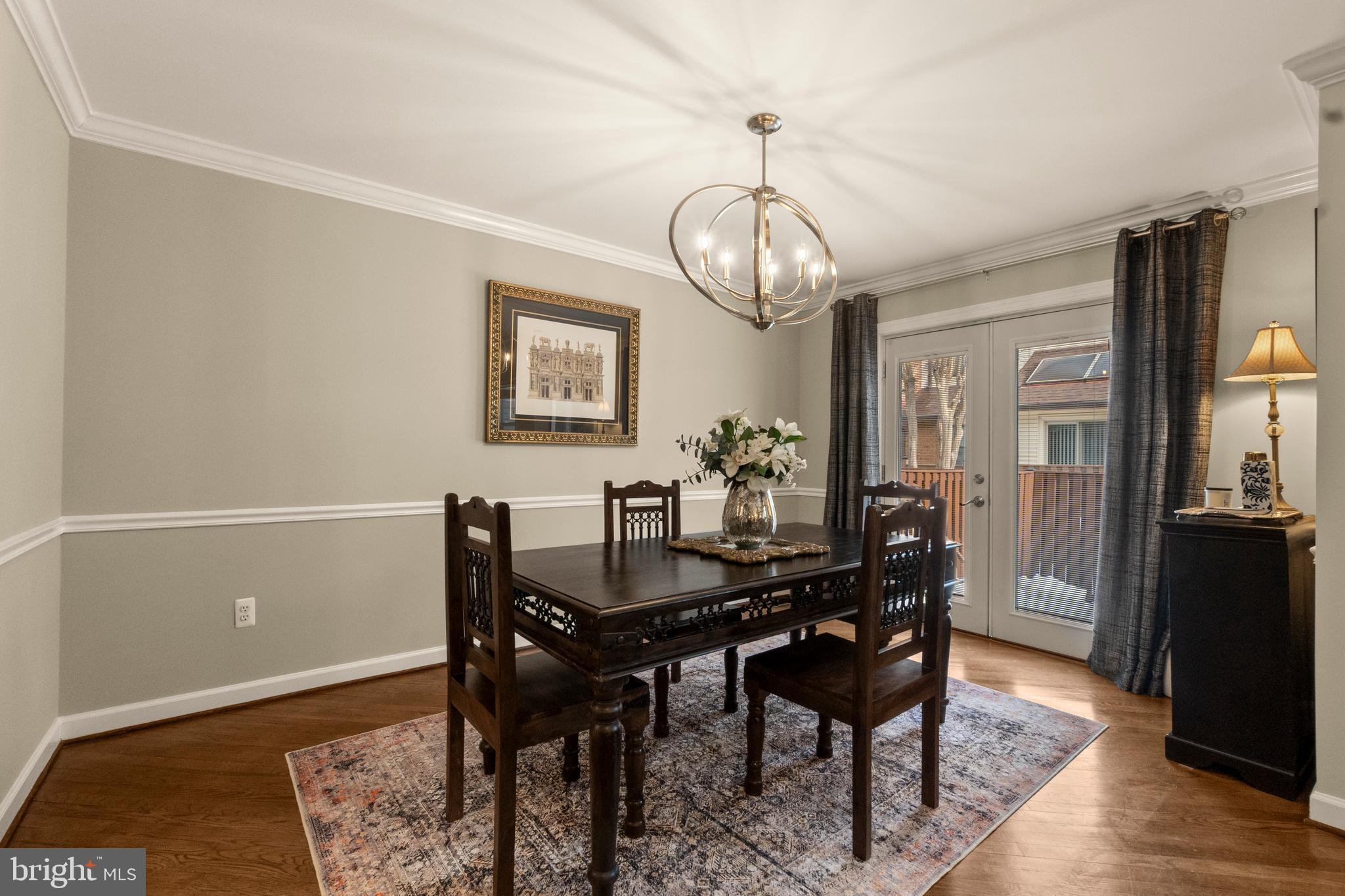 LANDMARK MEWS - Residential