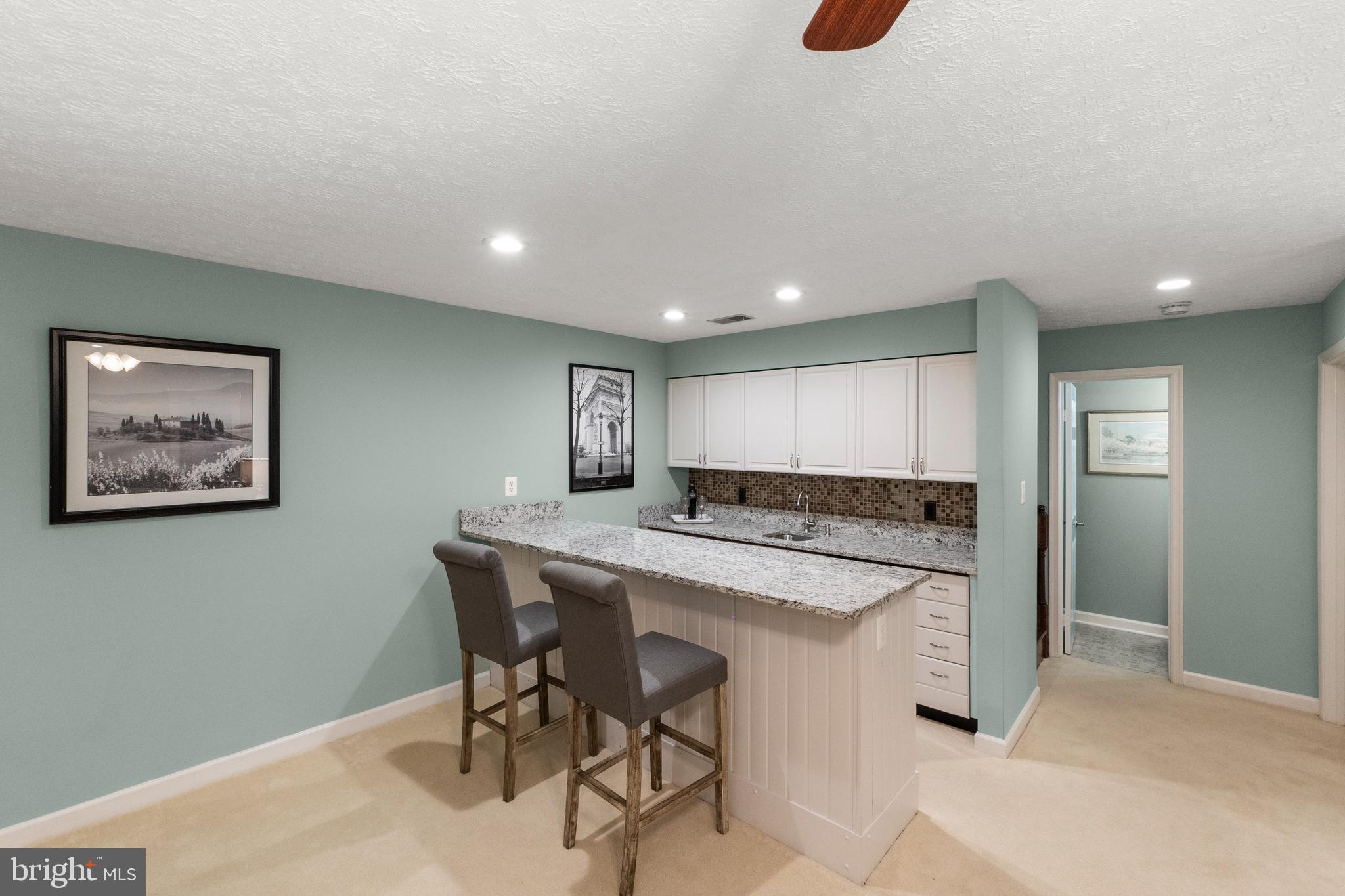 LANDMARK MEWS - Residential