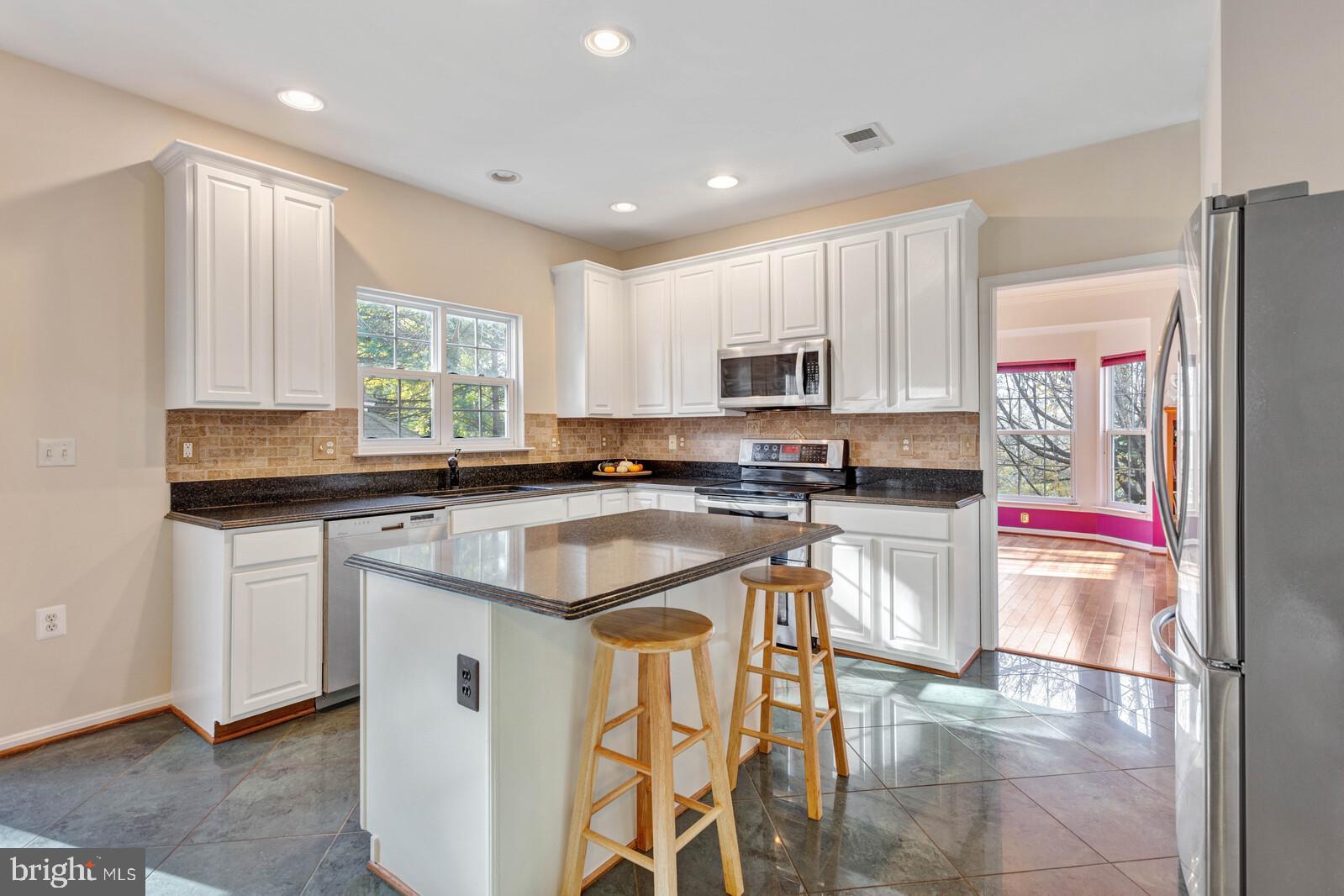 LOCUST GROVE - Residential