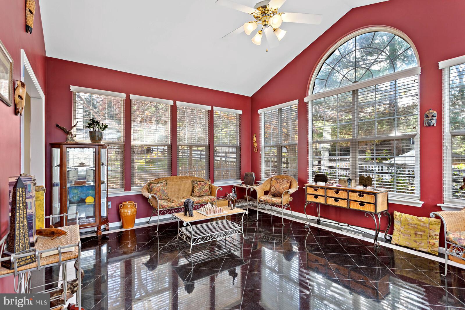 LOCUST GROVE - Residential