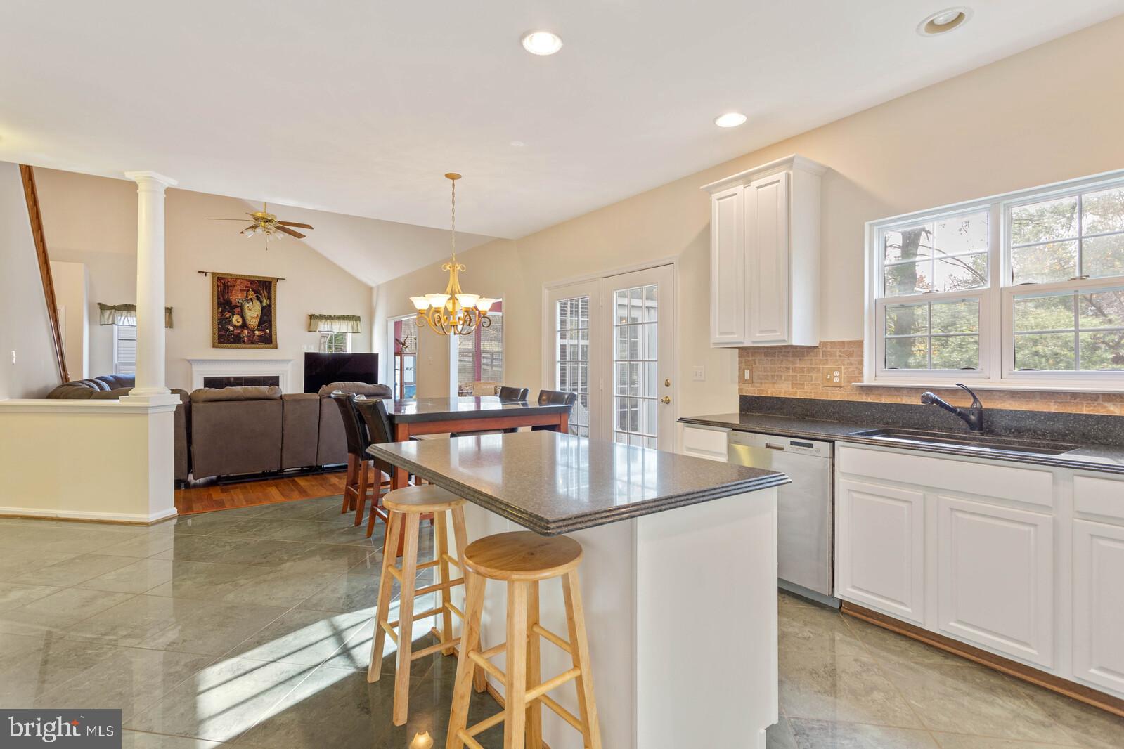 LOCUST GROVE - Residential