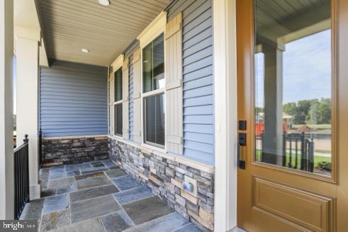 2641 BROADLEAF DRIVE