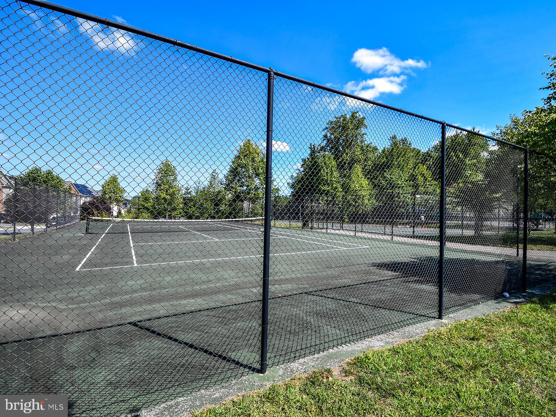 WOODMORE TOWNE CENTRE - Residential Lease