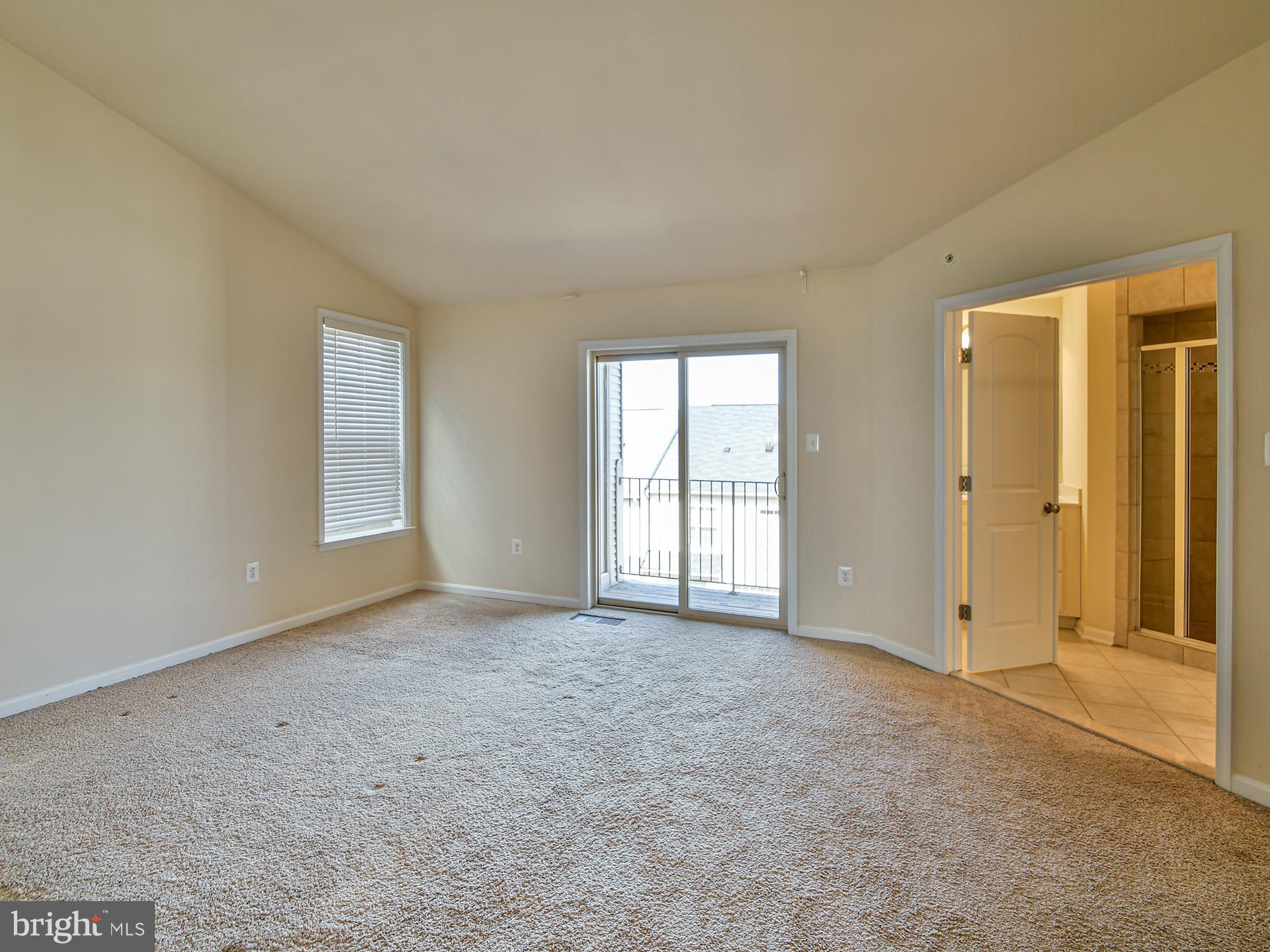 WOODMORE TOWNE CENTRE - Residential Lease