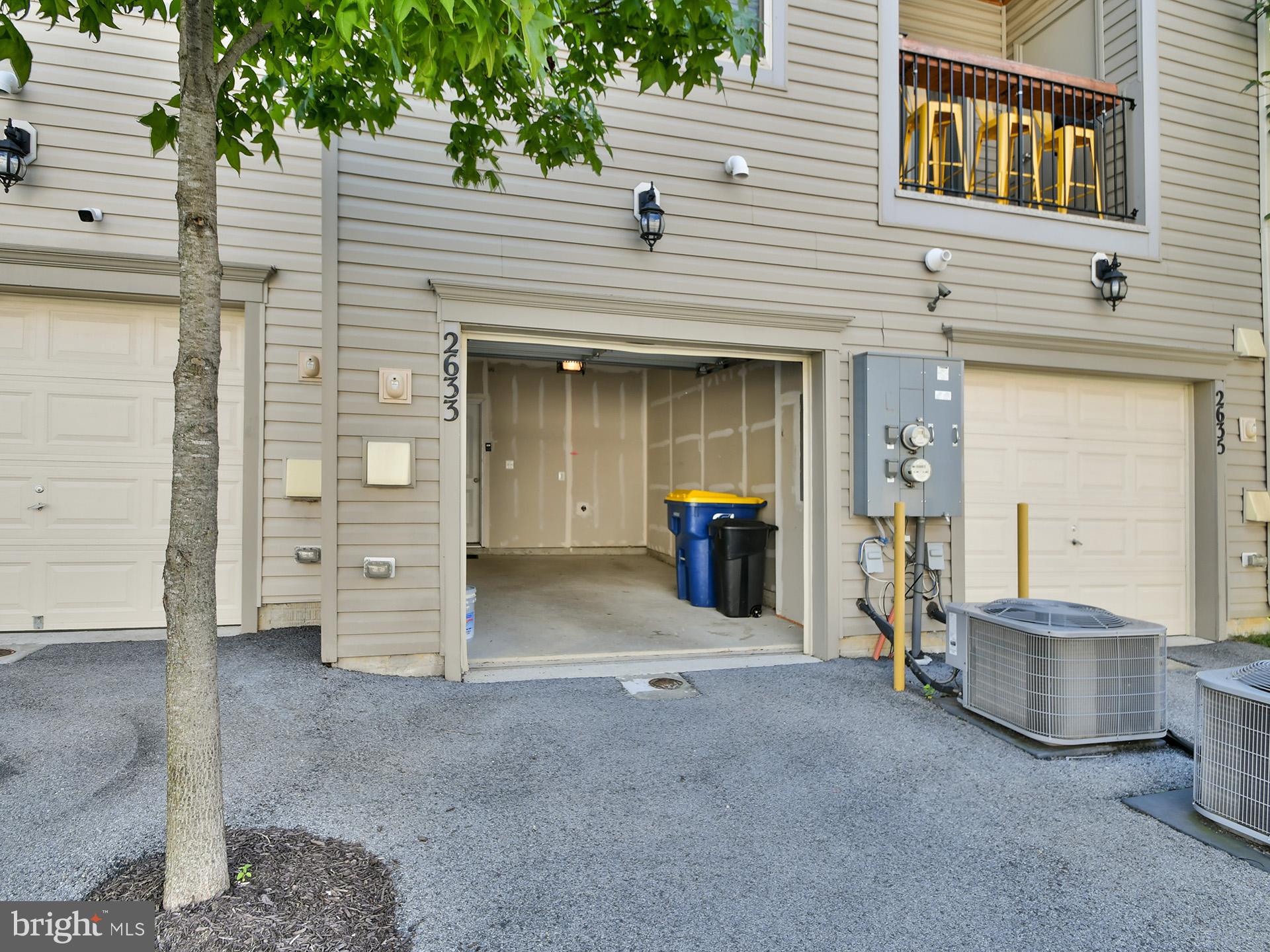 WOODMORE TOWNE CENTRE - Residential Lease