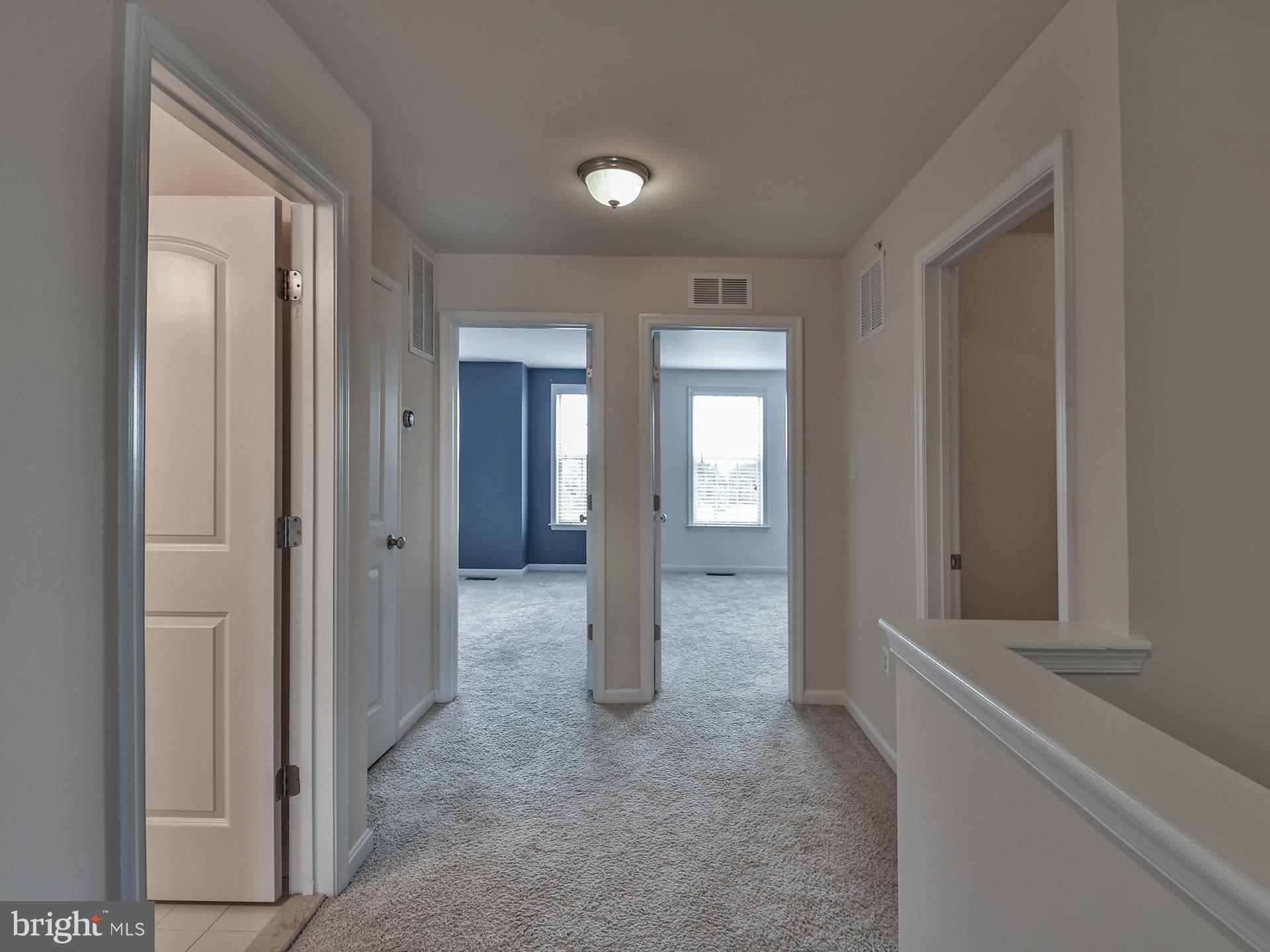 WOODMORE TOWNE CENTRE - Residential Lease