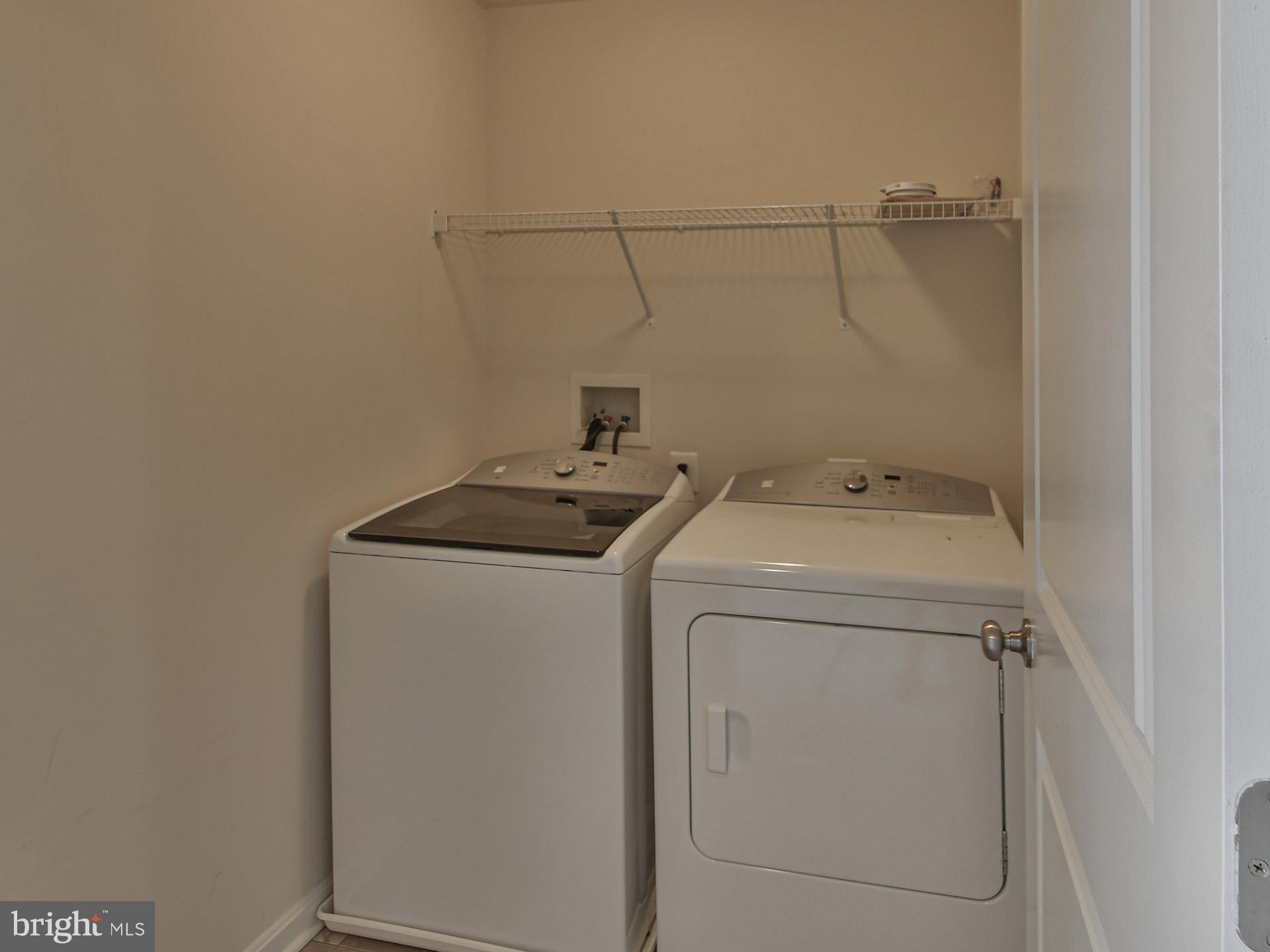 WOODMORE TOWNE CENTRE - Residential Lease