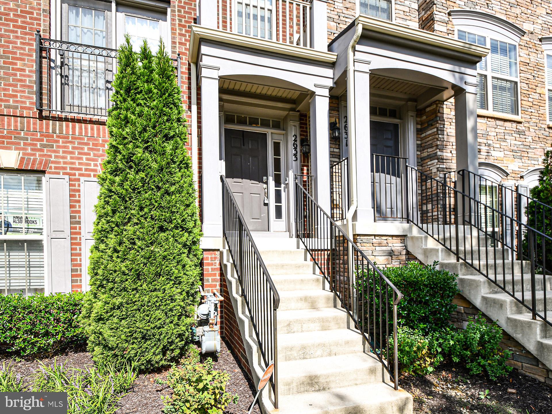 WOODMORE TOWNE CENTRE - Residential Lease