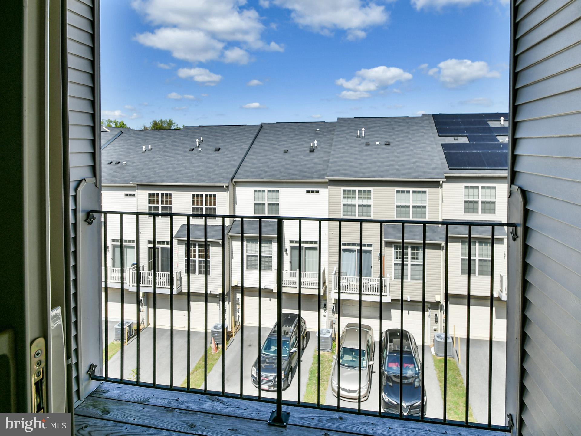 WOODMORE TOWNE CENTRE - Residential Lease