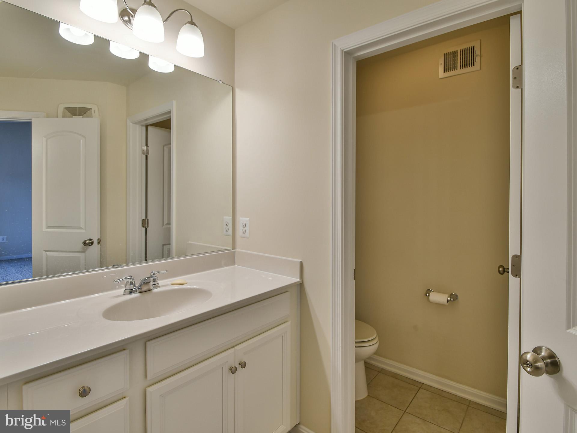 WOODMORE TOWNE CENTRE - Residential Lease