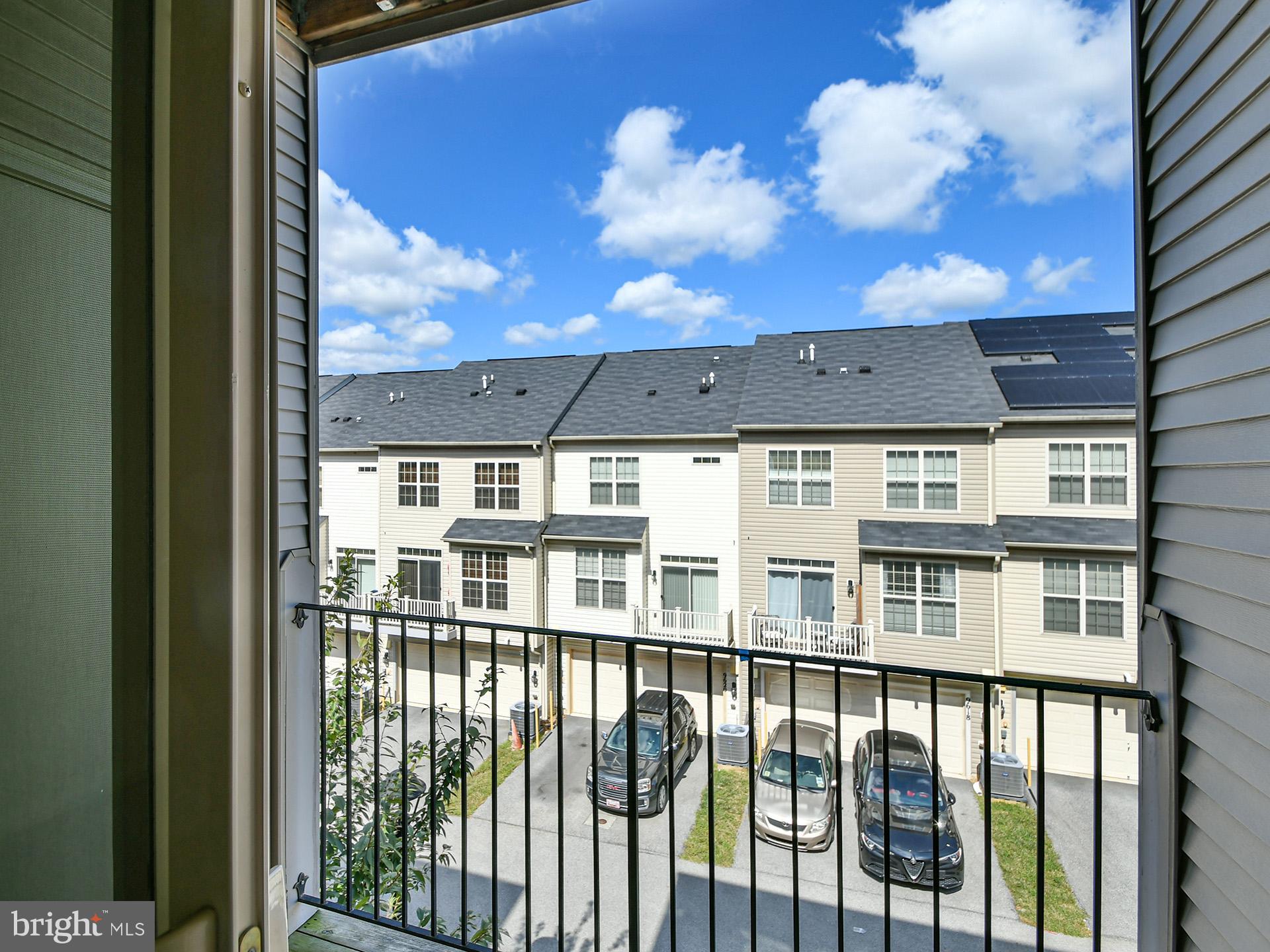 WOODMORE TOWNE CENTRE - Residential Lease