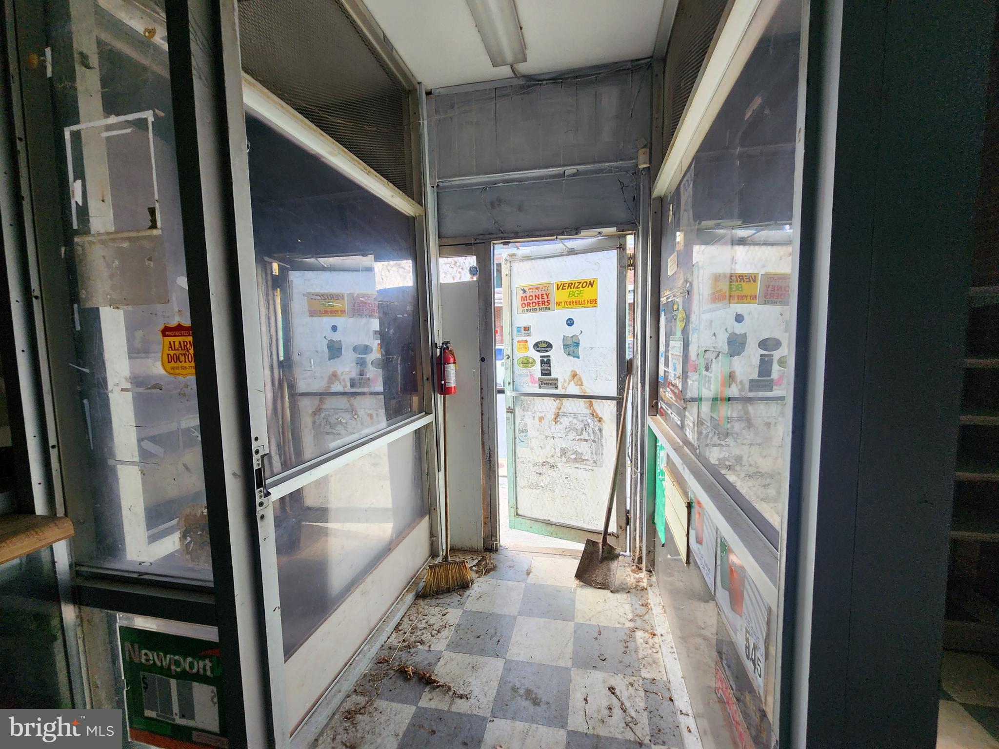 1610 ABBOTSTON STREET