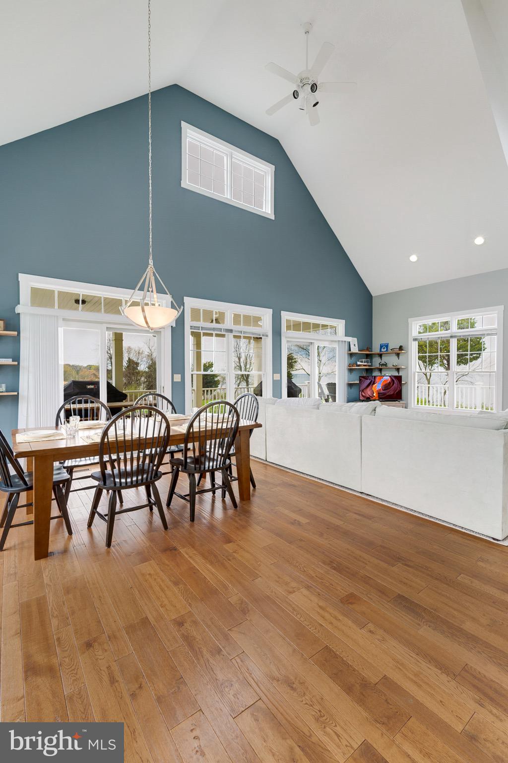 CHANTILLY FARM - Residential