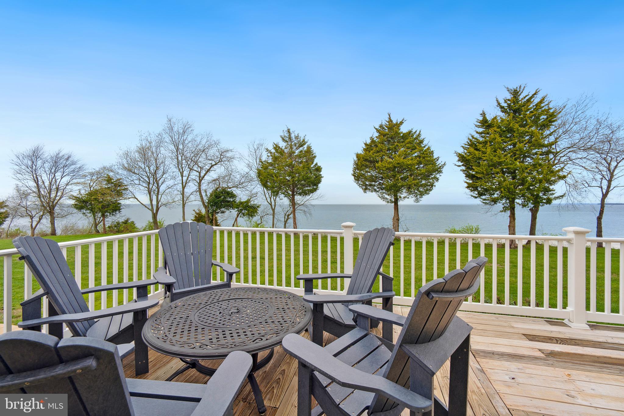 CHANTILLY FARM - Residential