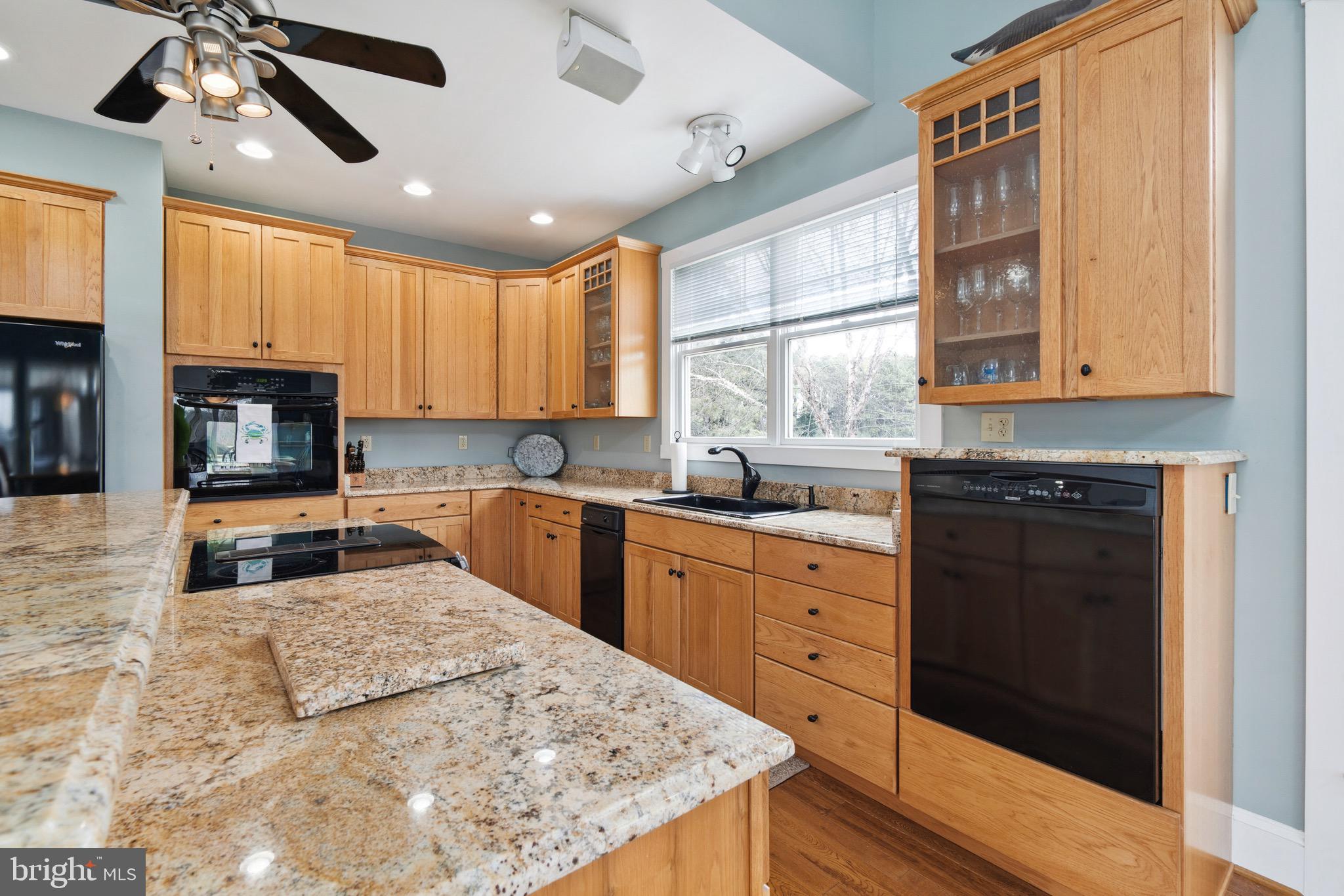 CHANTILLY FARM - Residential