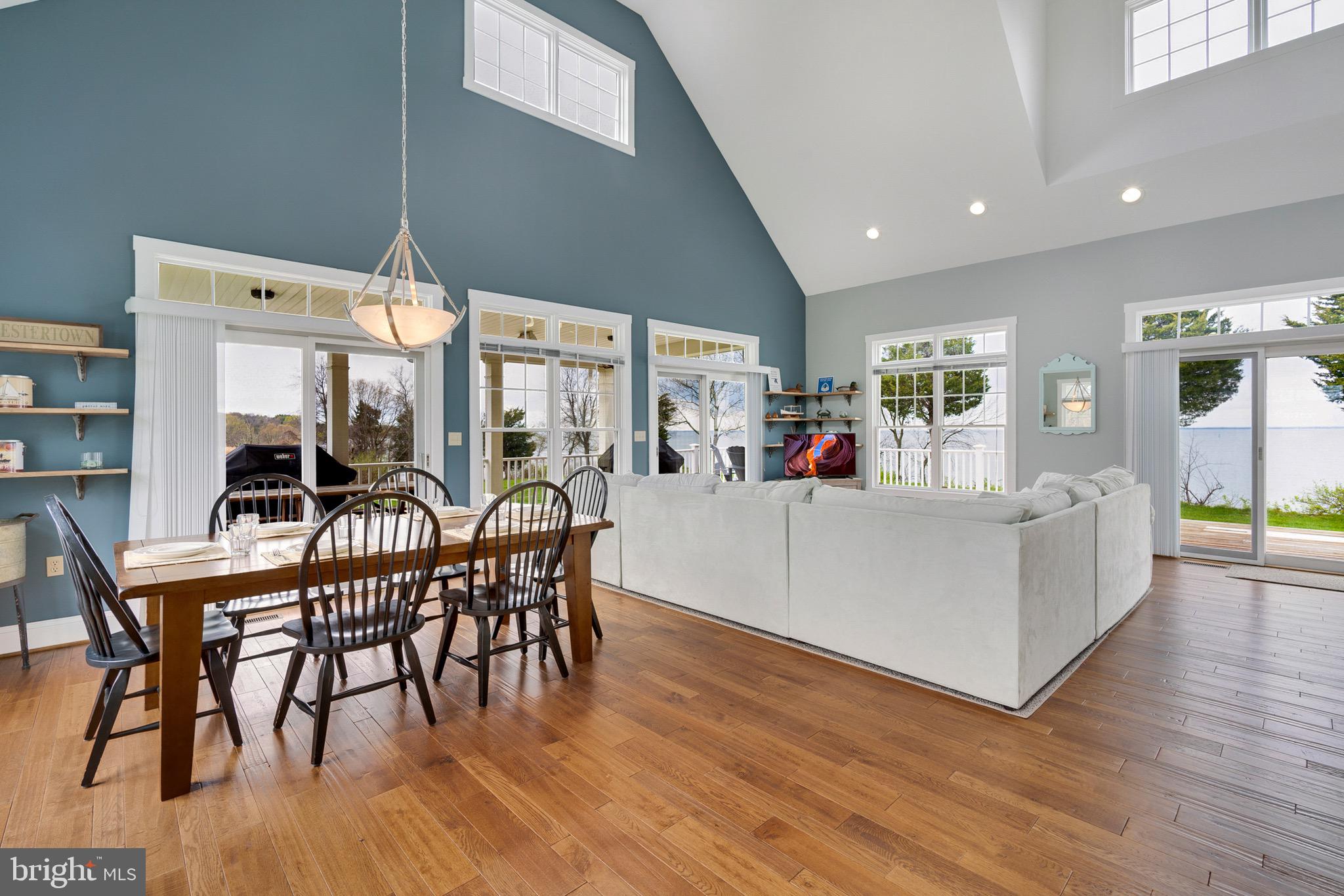 CHANTILLY FARM - Residential