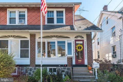 27 S 7TH STREET QUAKERTOWN PA 18951