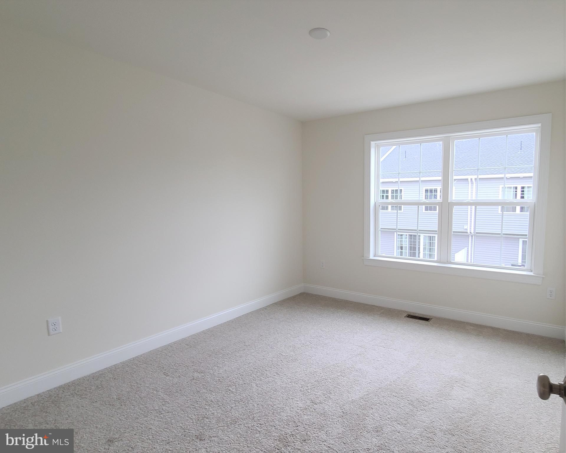 SCHOOL HOUSE MEADOWS - Residential Lease