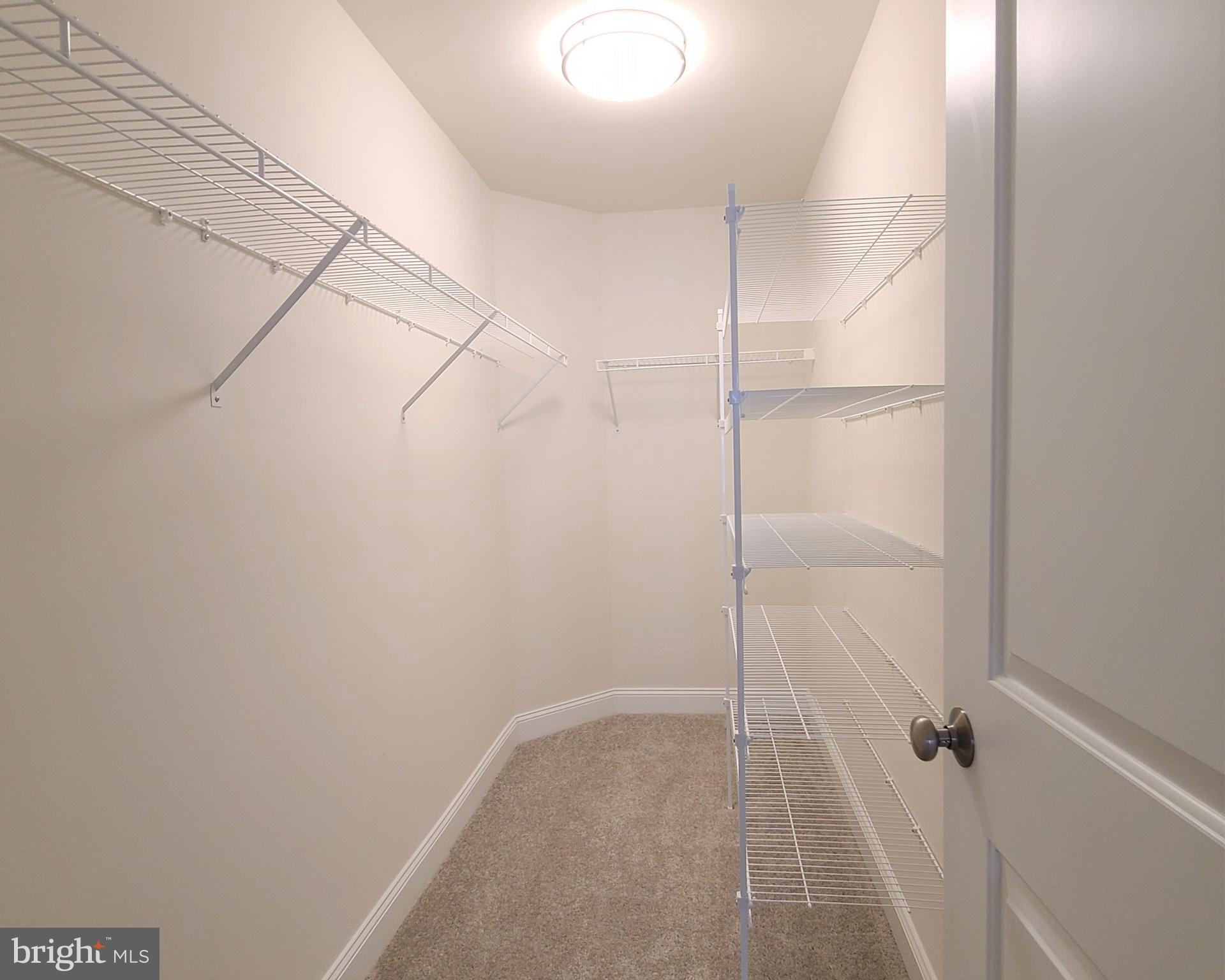 SCHOOL HOUSE MEADOWS - Residential Lease