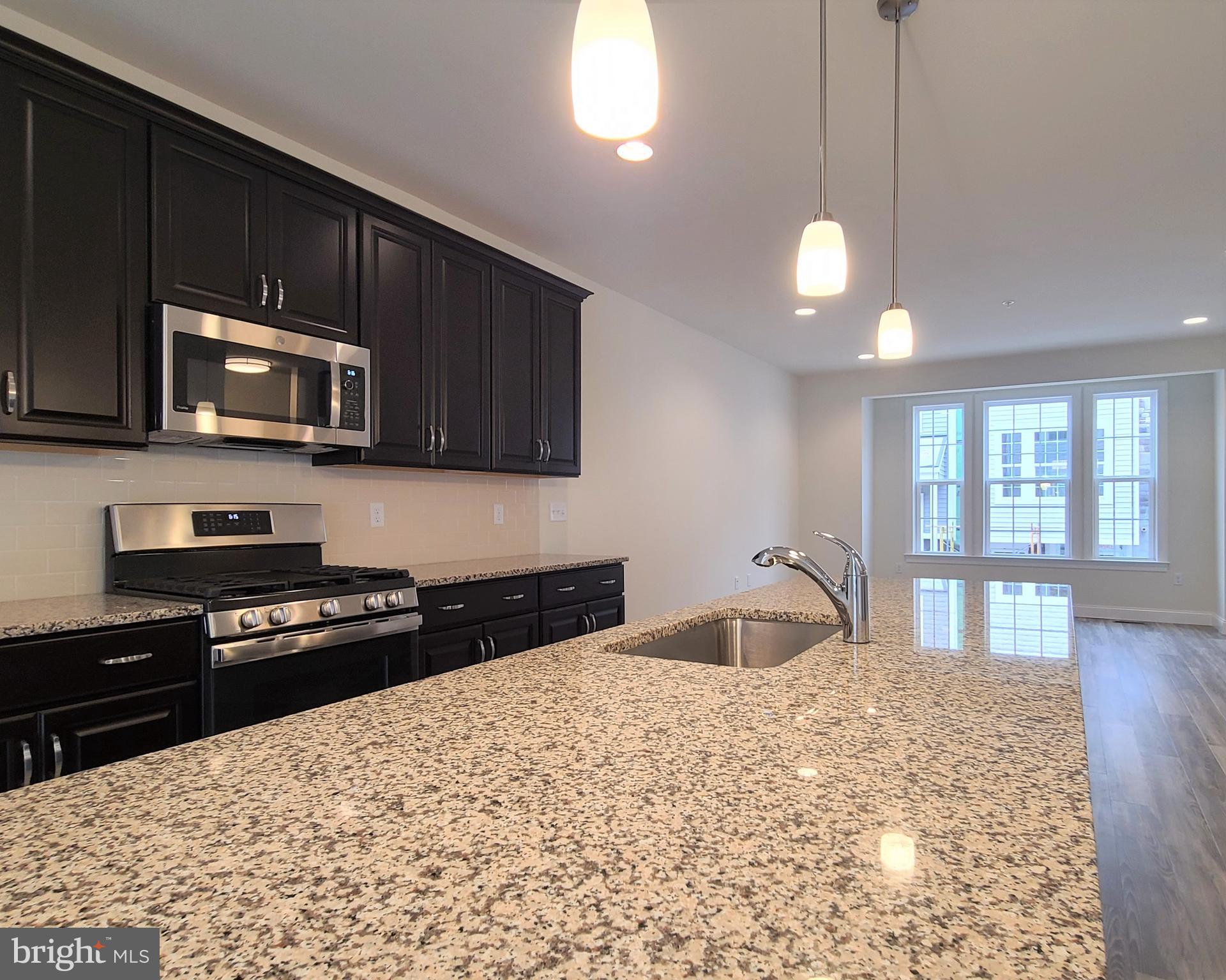 SCHOOL HOUSE MEADOWS - Residential Lease