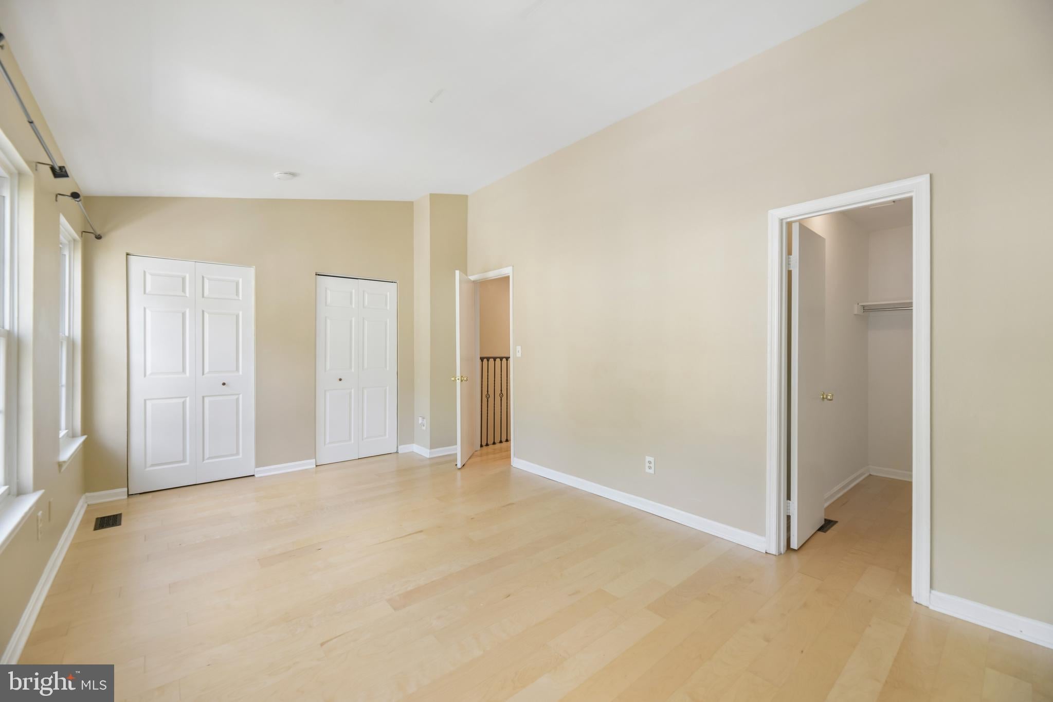 14804 LONDON LANE