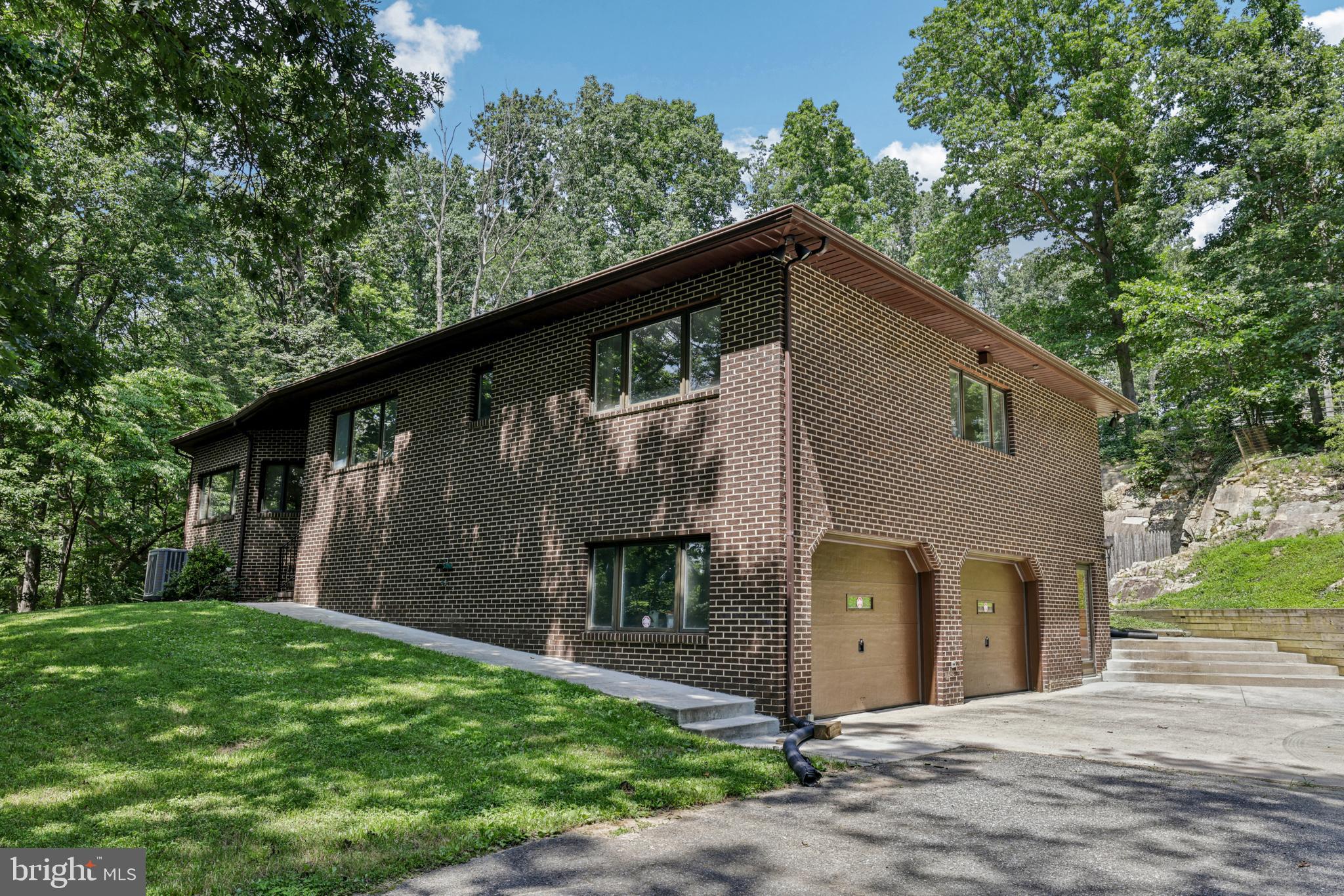1384 DRIVER ROAD