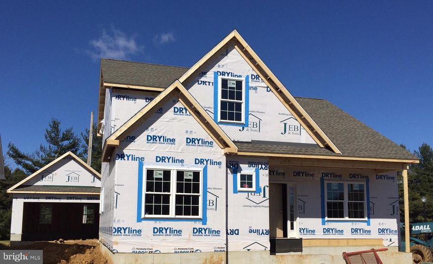 UNDER CONSTRUCTION - Lovely cottage-style home across the street from Richmond Square. Walk to restaurants and shops. Features include 1st Fl Master Suite, open floor plan, hardwood floors, great room w/corner gas fireplace, large kitchen w/island breakfast bar, granite counters. ESTIMATED COMPLETION-SUMMER 2018.