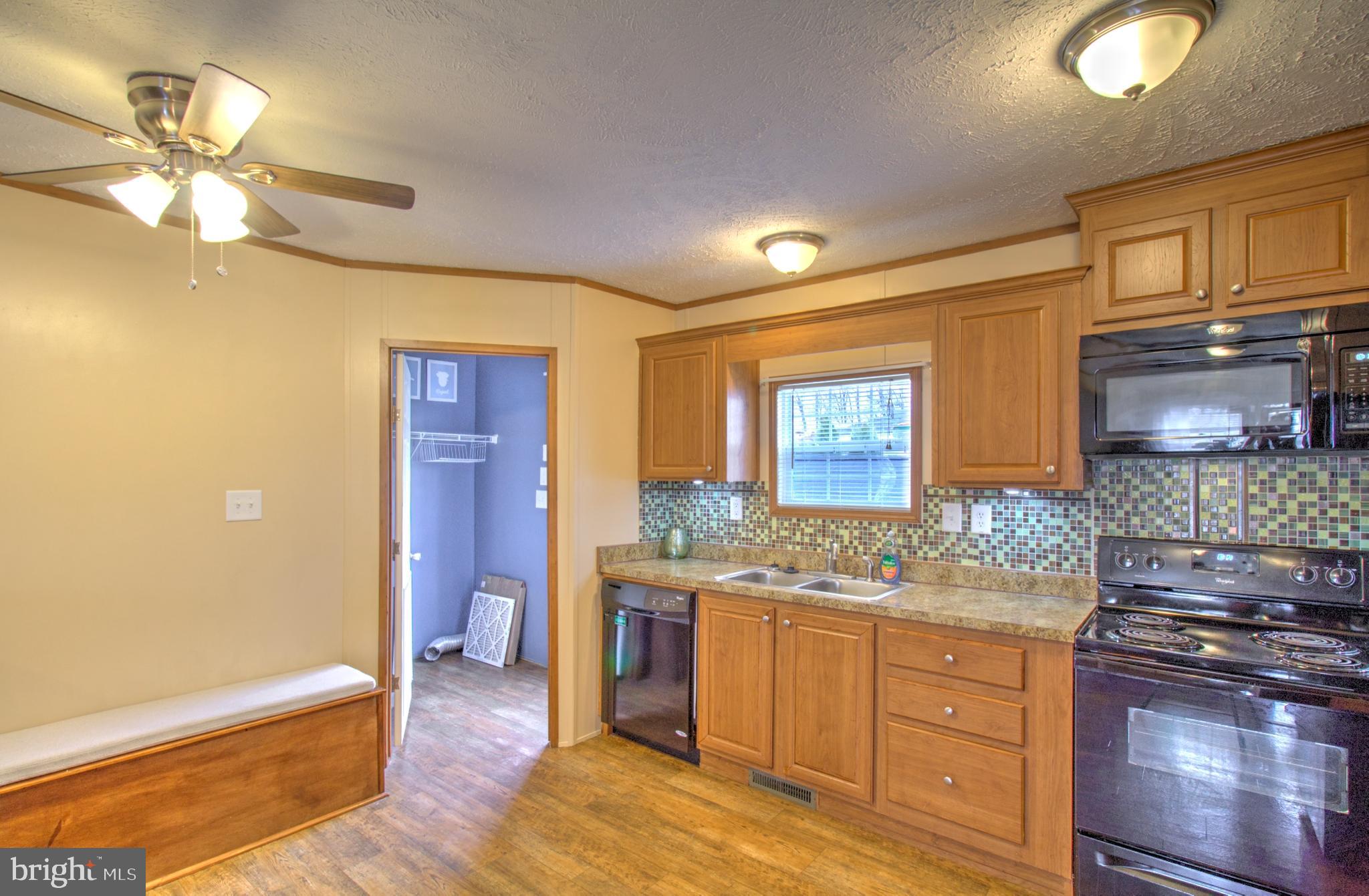 WILLIAMS ESTATES - Residential