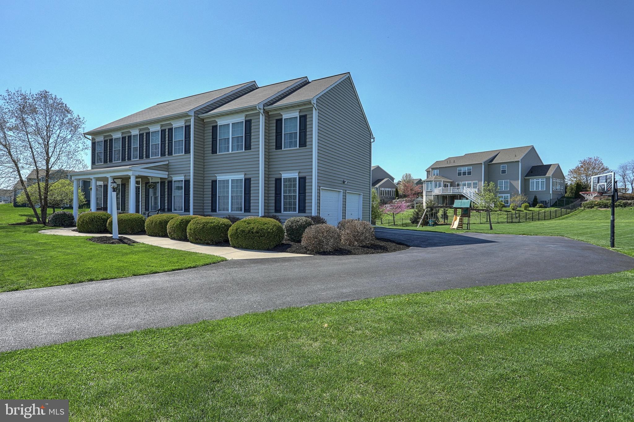 BELLA VISTA - Residential