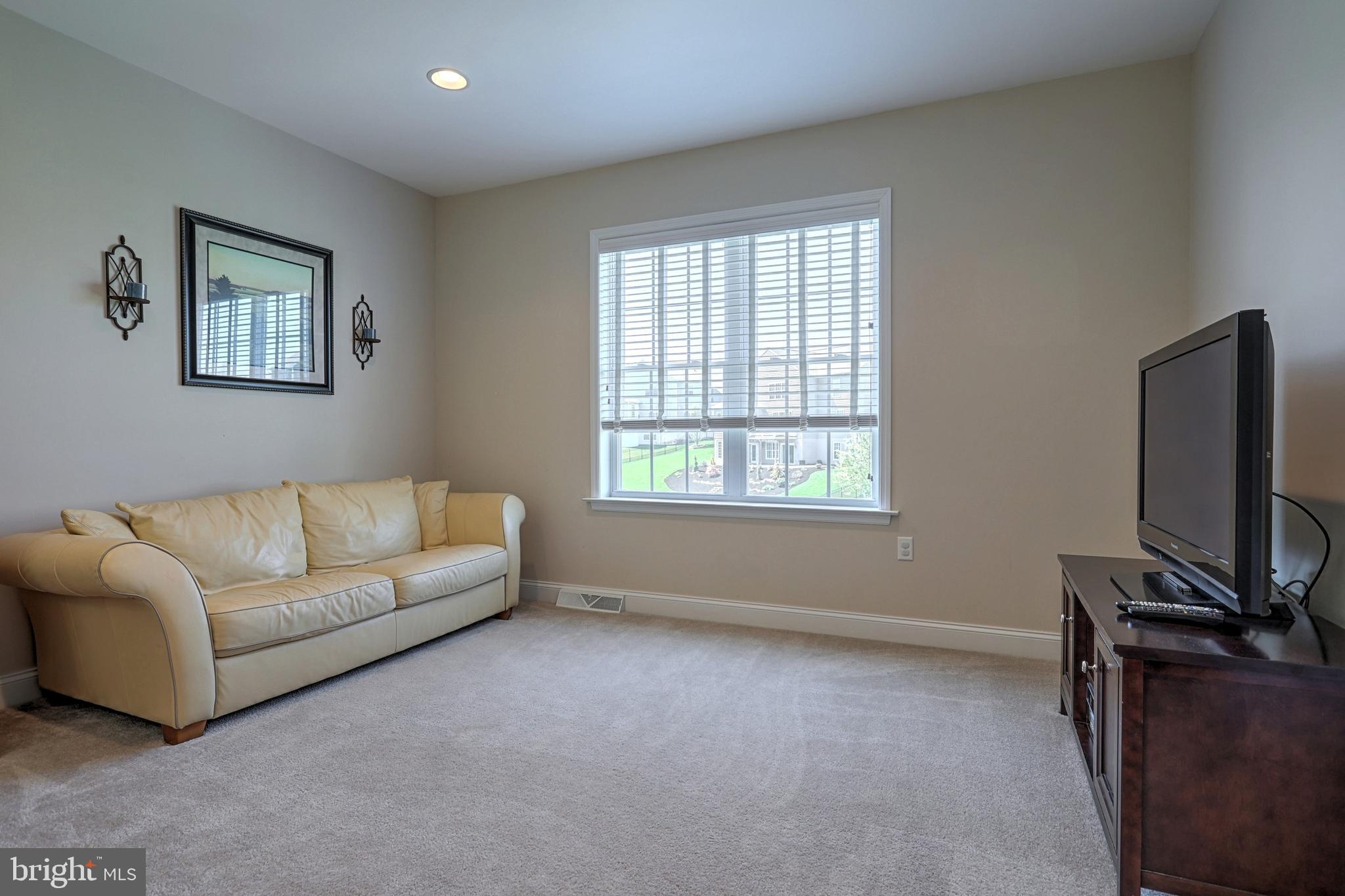 BELLA VISTA - Residential