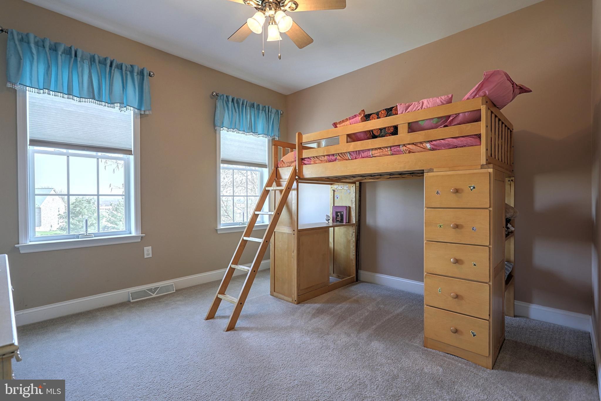 BELLA VISTA - Residential