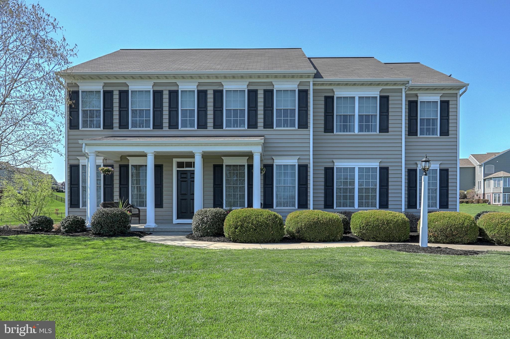 BELLA VISTA - Residential