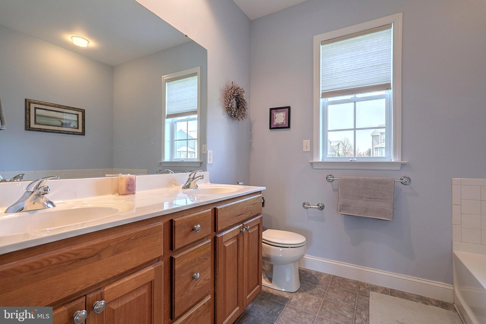 BELLA VISTA - Residential