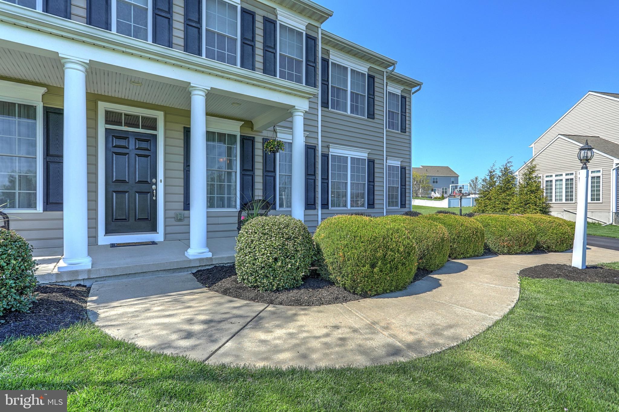 BELLA VISTA - Residential