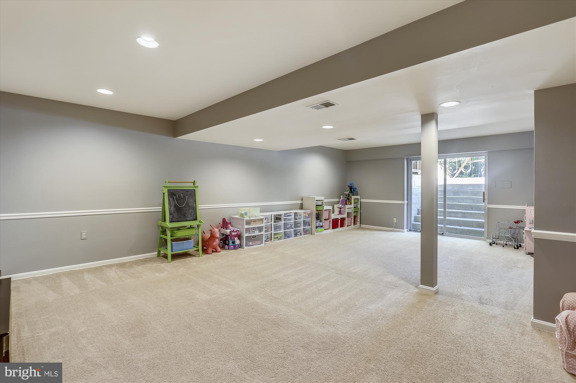 CARDEROCK SPRINGS - Residential Lease