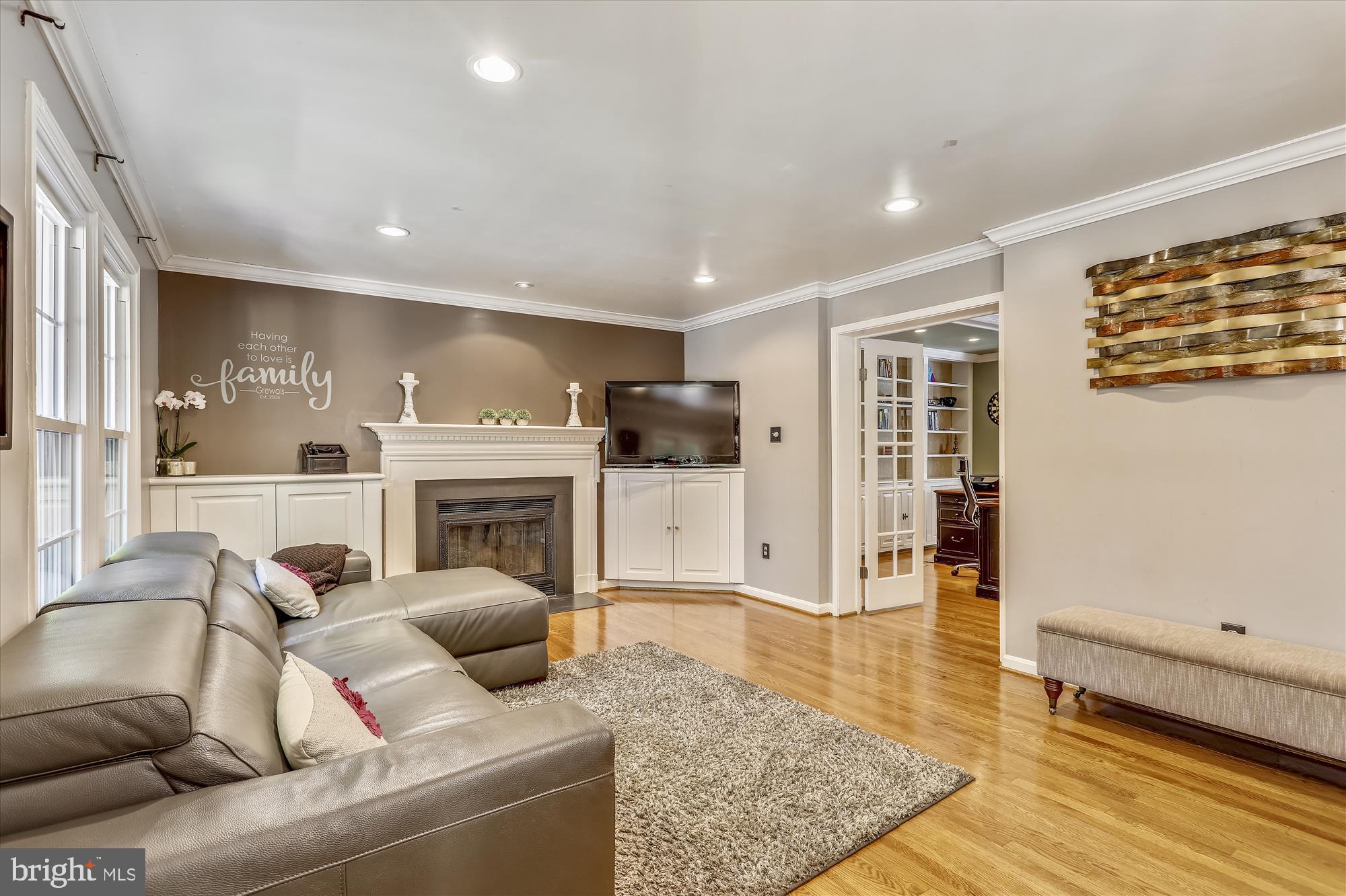 CARDEROCK SPRINGS - Residential Lease