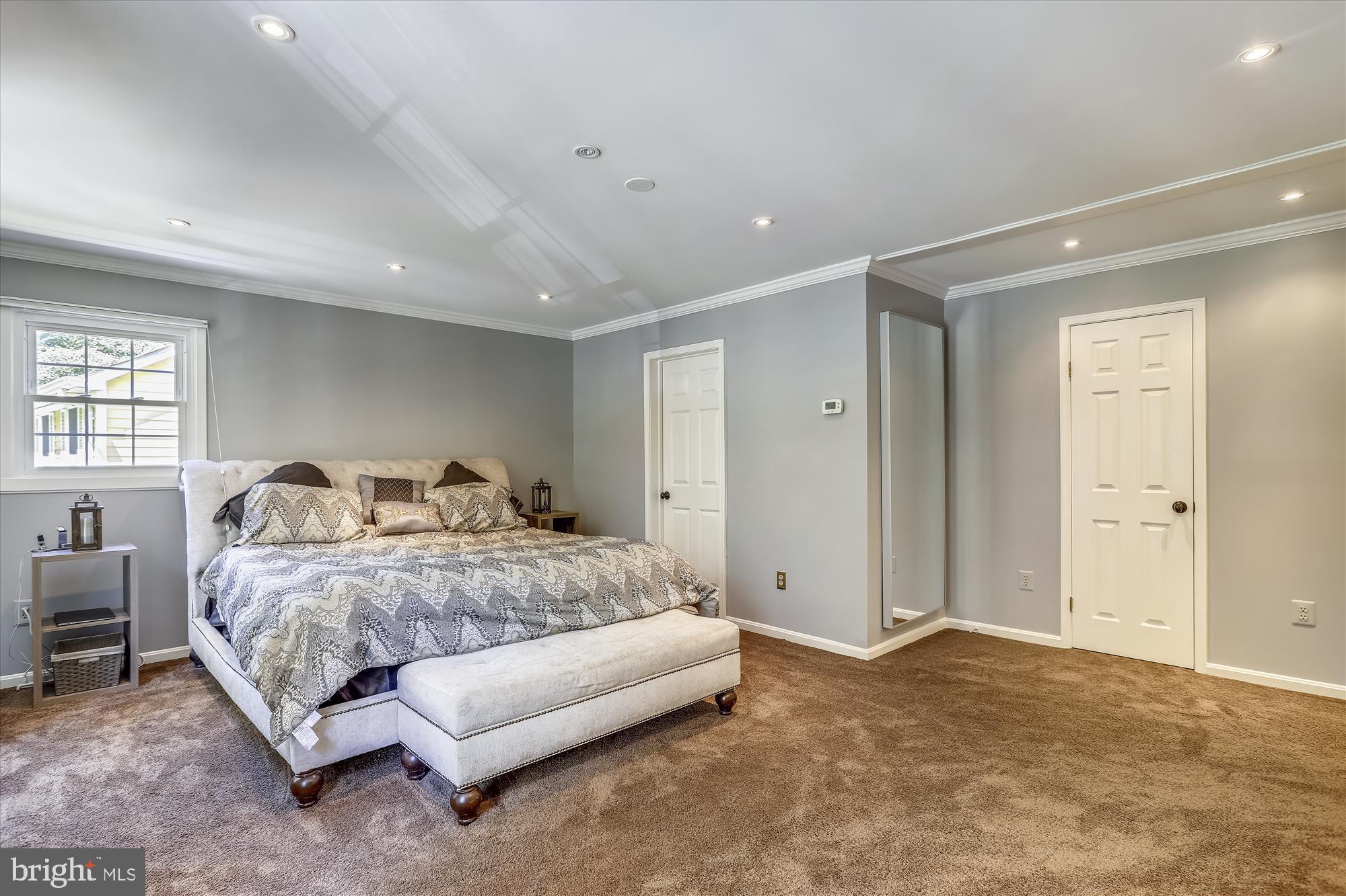 CARDEROCK SPRINGS - Residential Lease