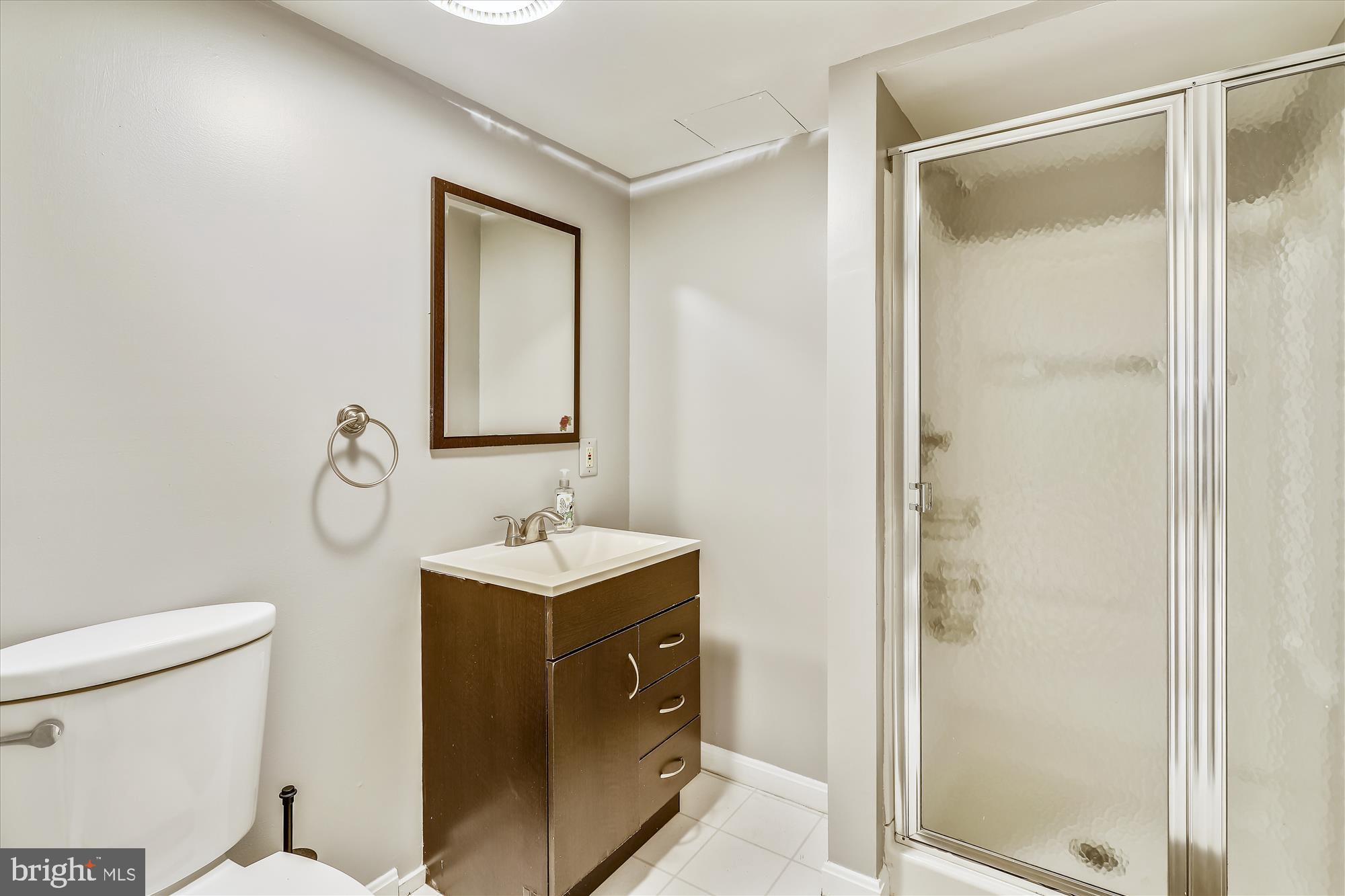 CARDEROCK SPRINGS - Residential Lease