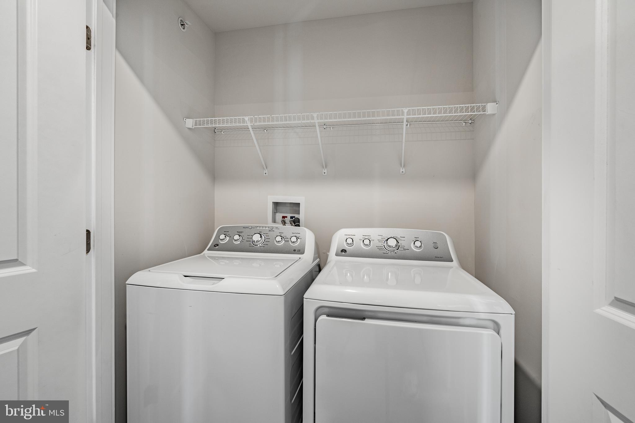 LOCHIEL FARM - Residential