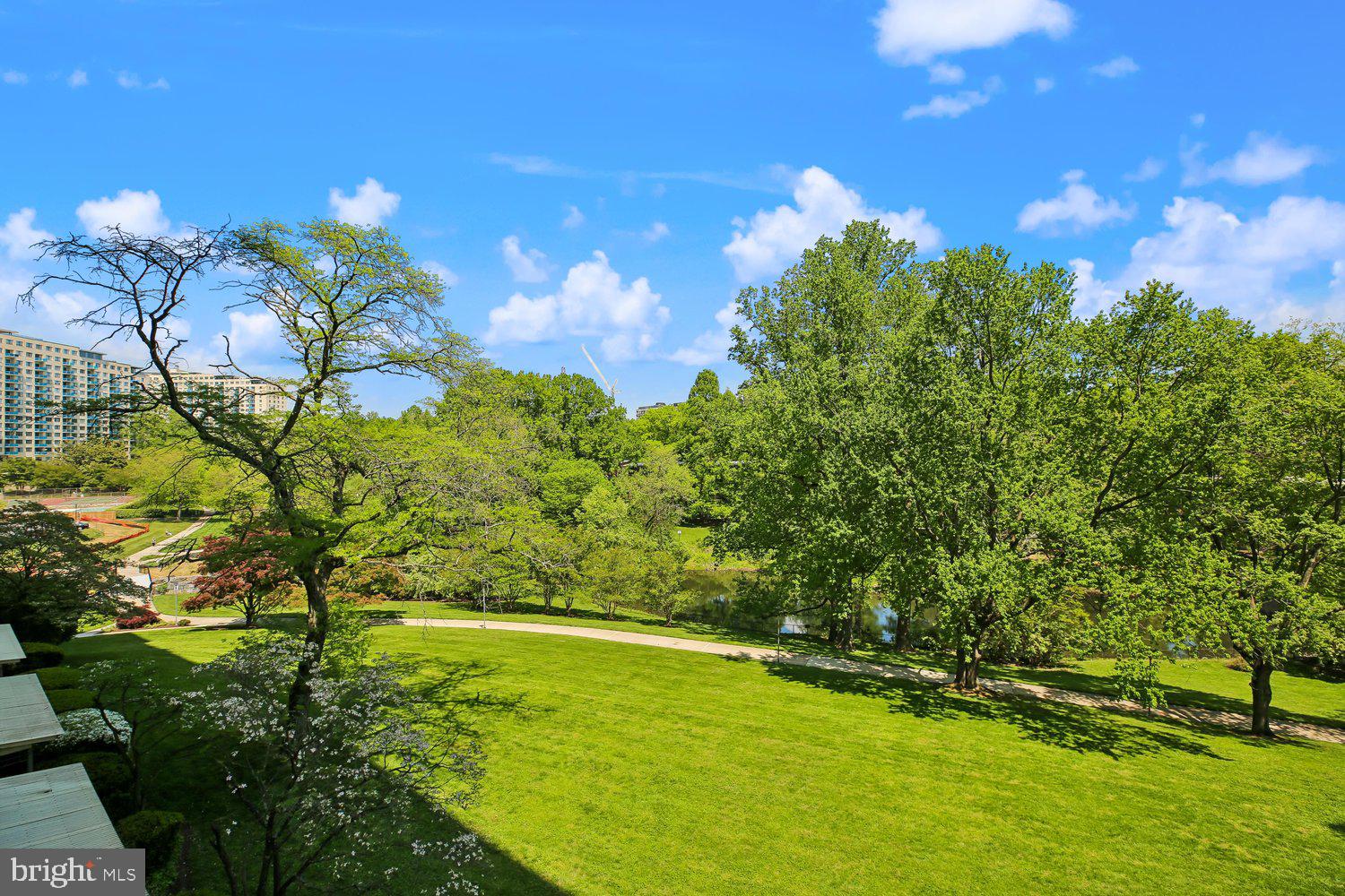 GROSVENOR PARK - Residential