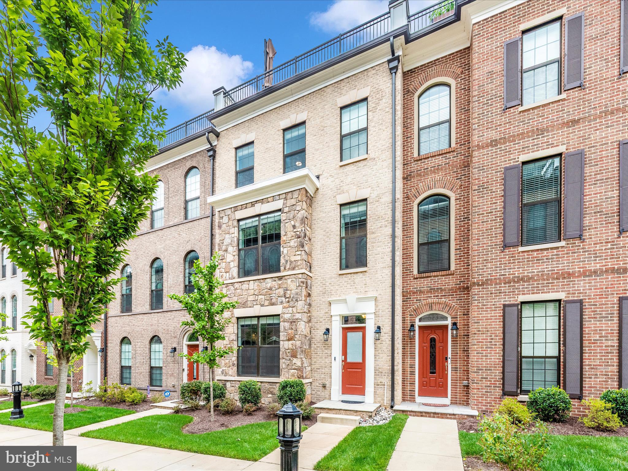 POTOMAC OVERLOOK CONDO - Residential