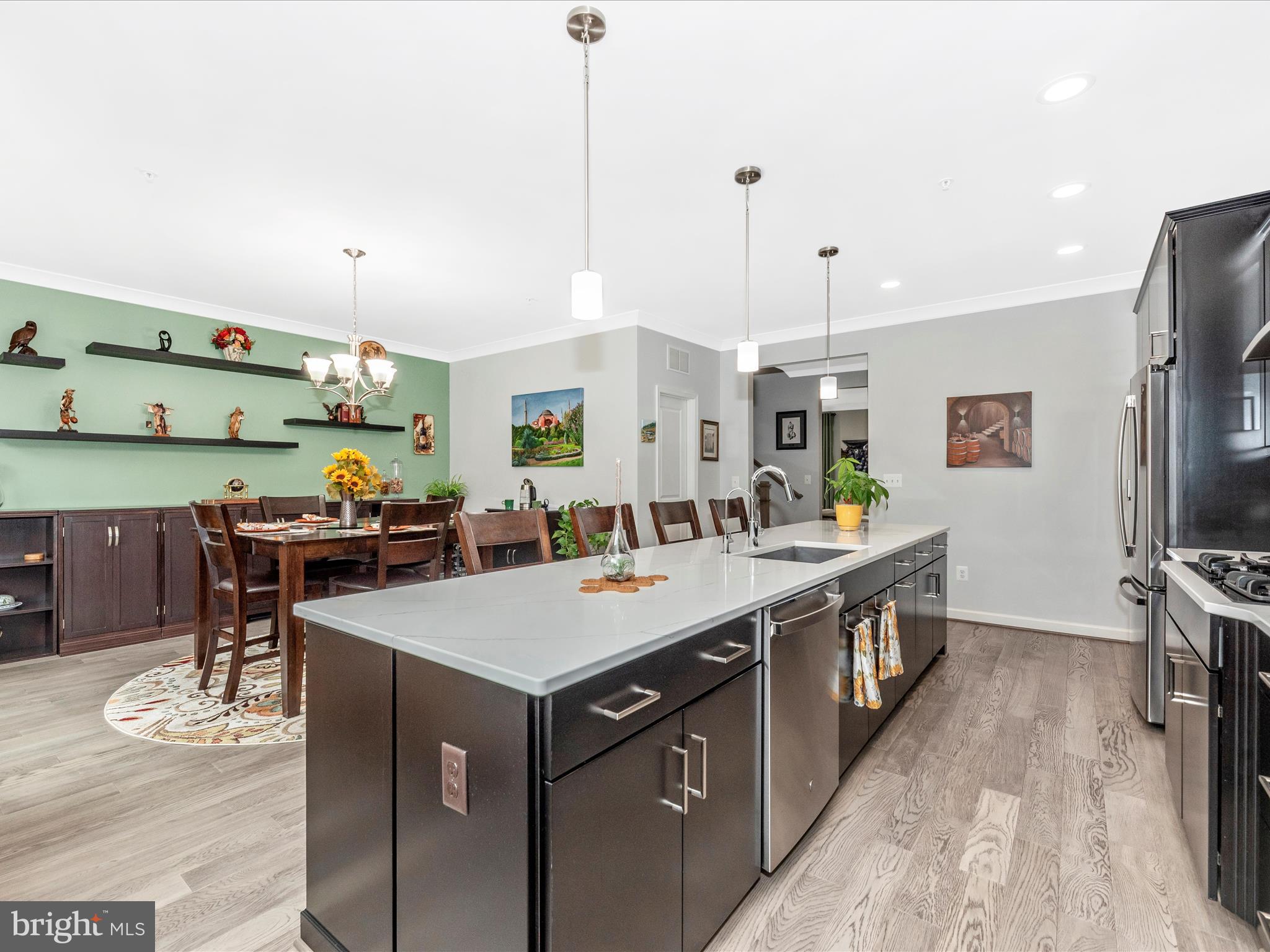 POTOMAC OVERLOOK CONDO - Residential