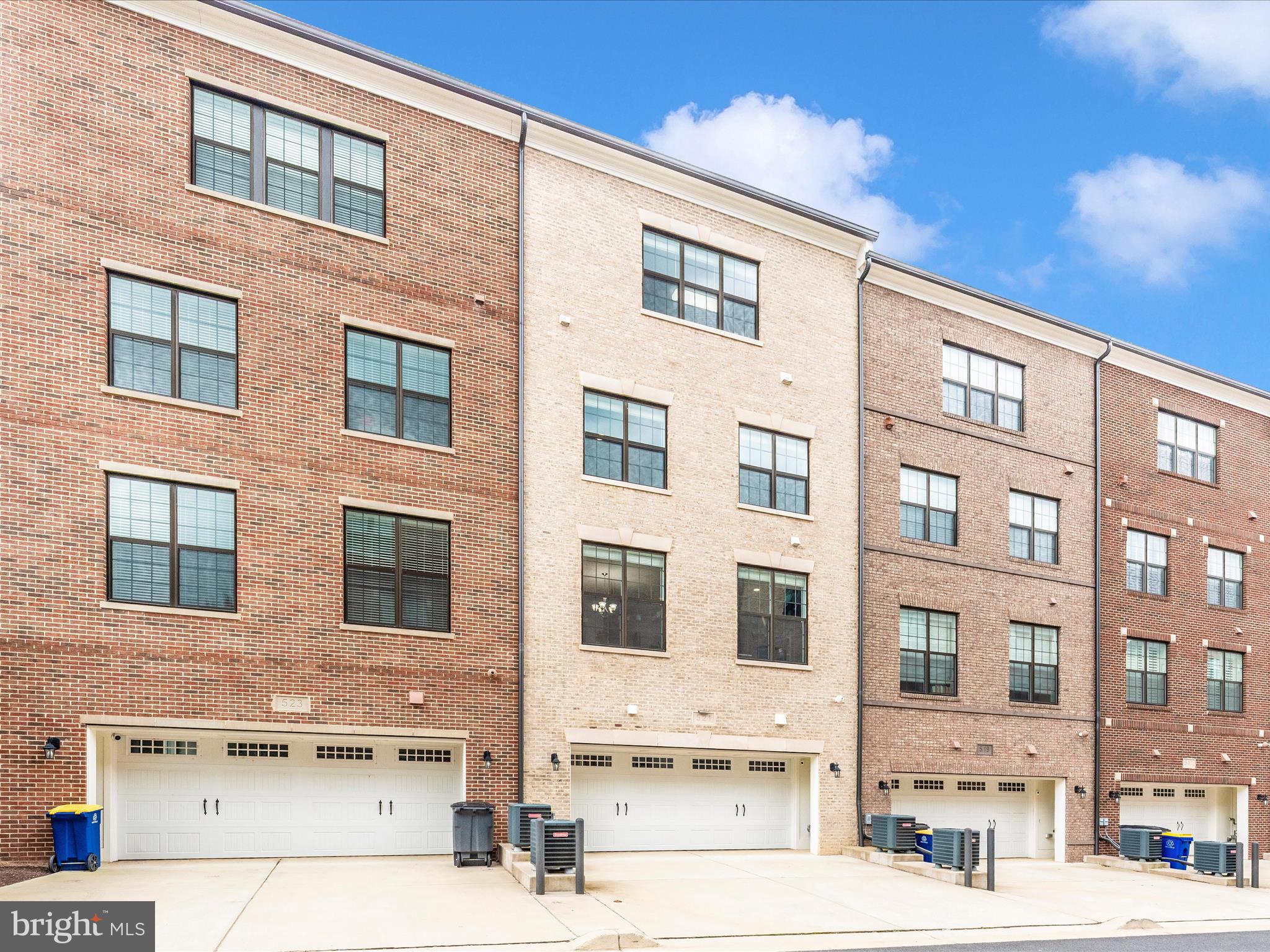 POTOMAC OVERLOOK CONDO - Residential