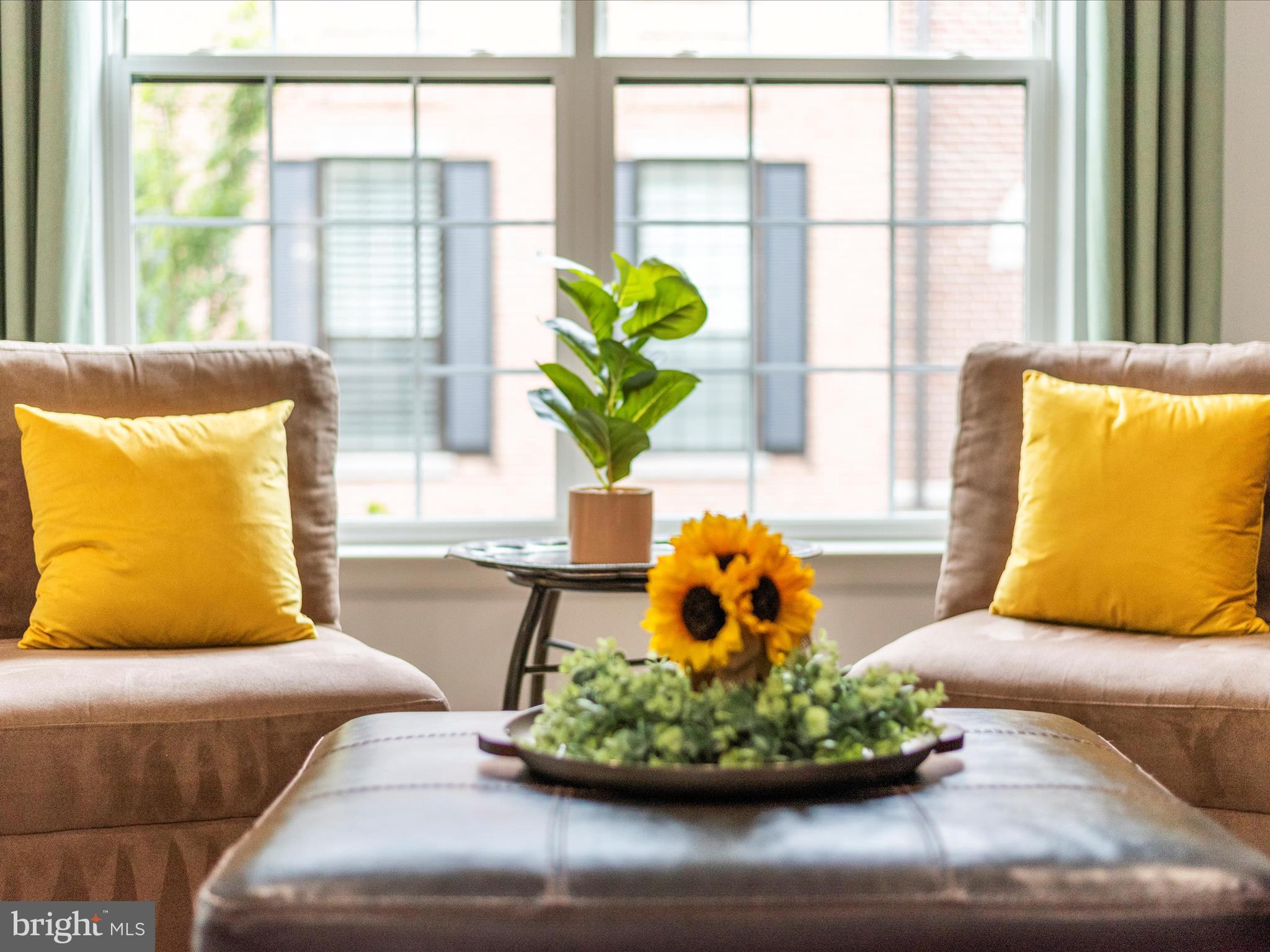 POTOMAC OVERLOOK CONDO - Residential