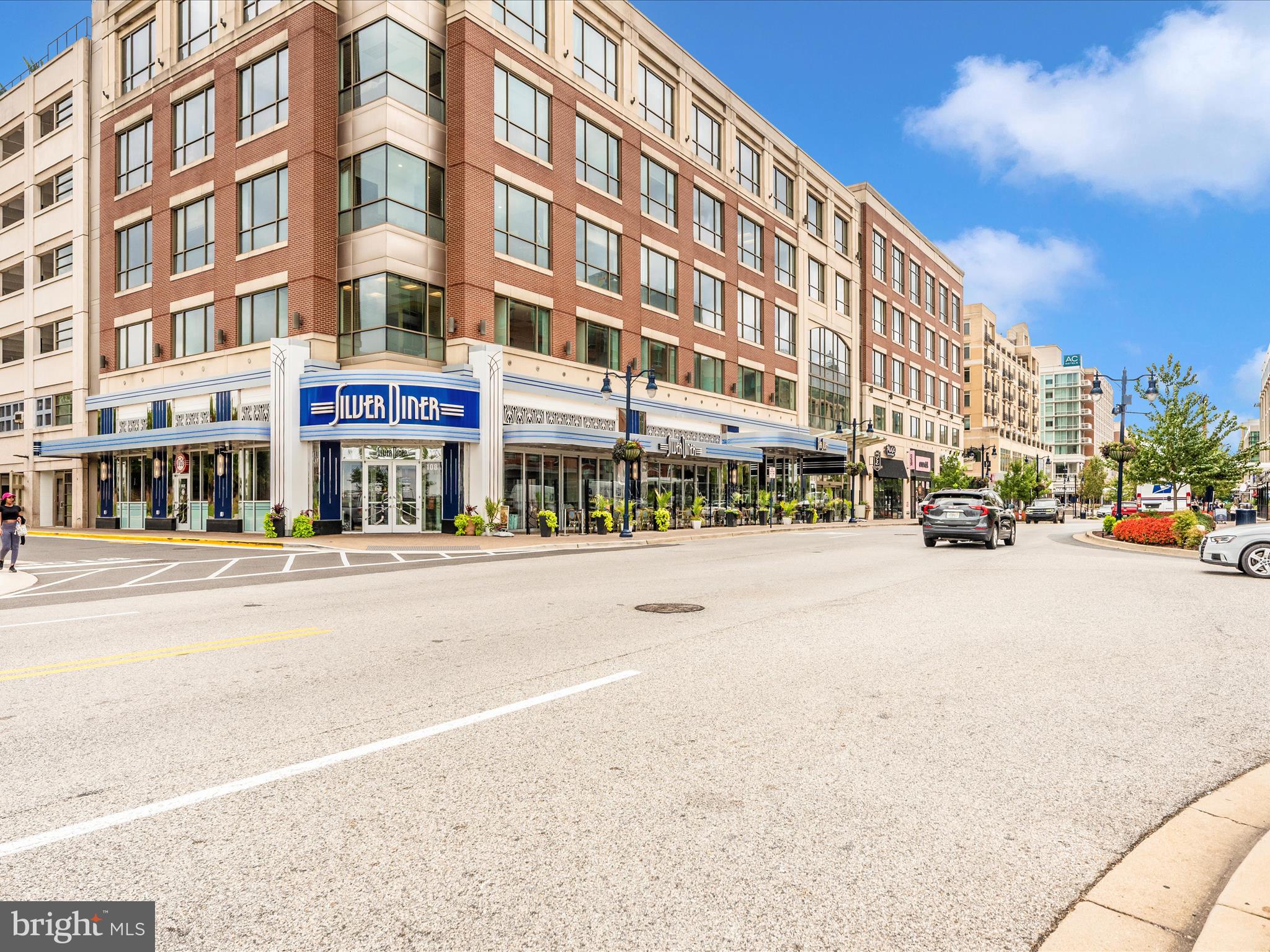 POTOMAC OVERLOOK CONDO - Residential