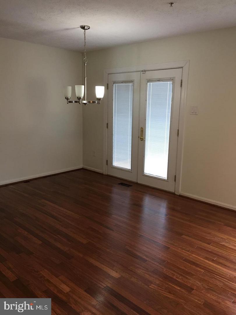 30 BLACKFOOT COURT