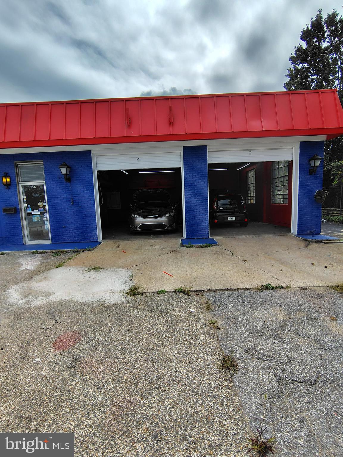 715 E MAIN STREET 717 E