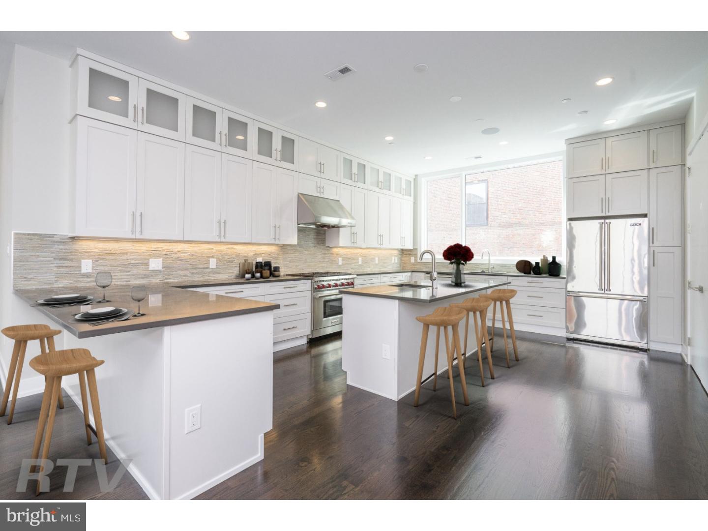 SOCIETY HILL - Residential